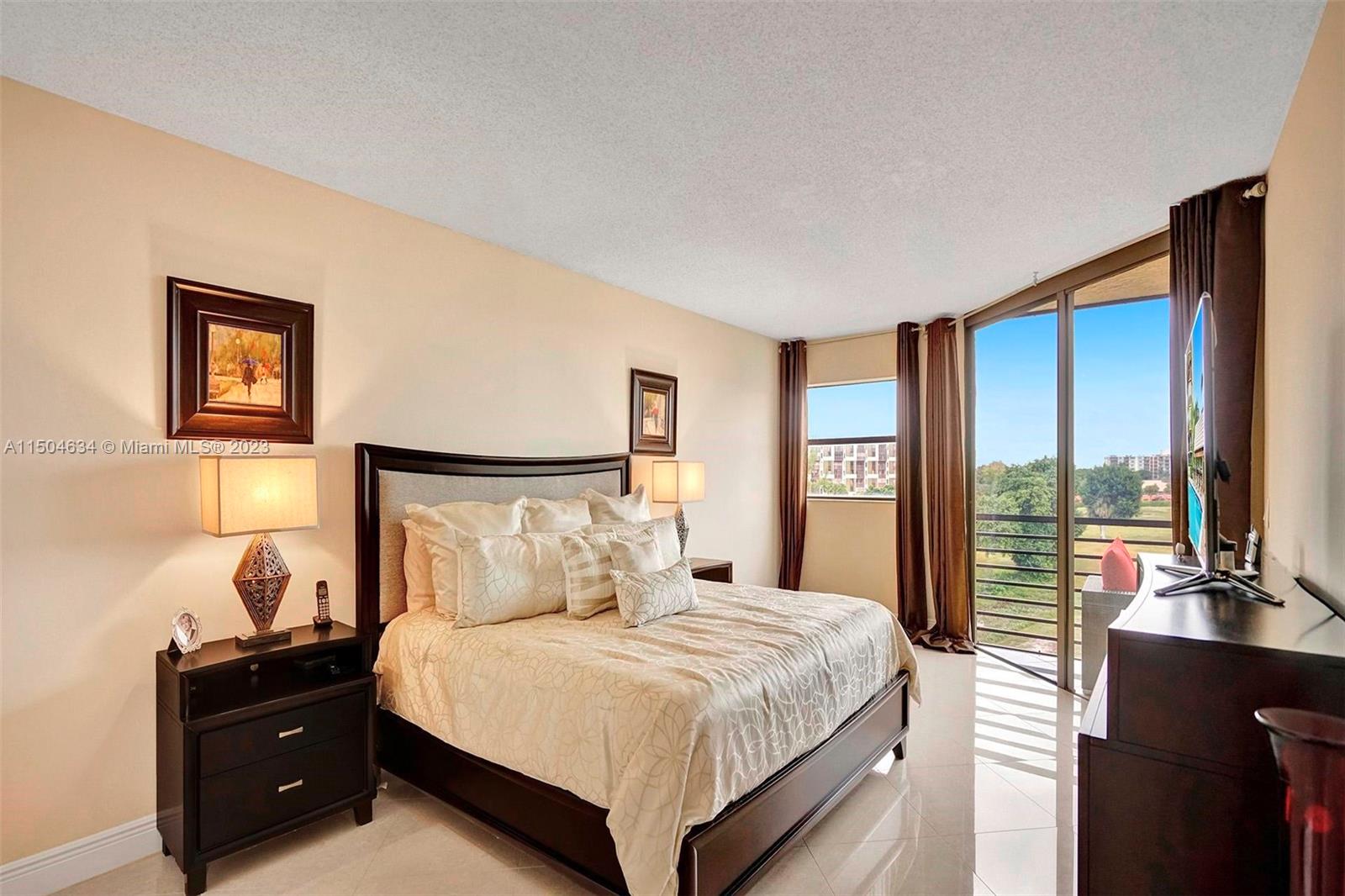 7400 Radice 508, Lauderhill, Florida 33319, 2 Bedrooms Bedrooms, ,2 BathroomsBathrooms,Residential,For Sale,7400 Radice 508,A11504634