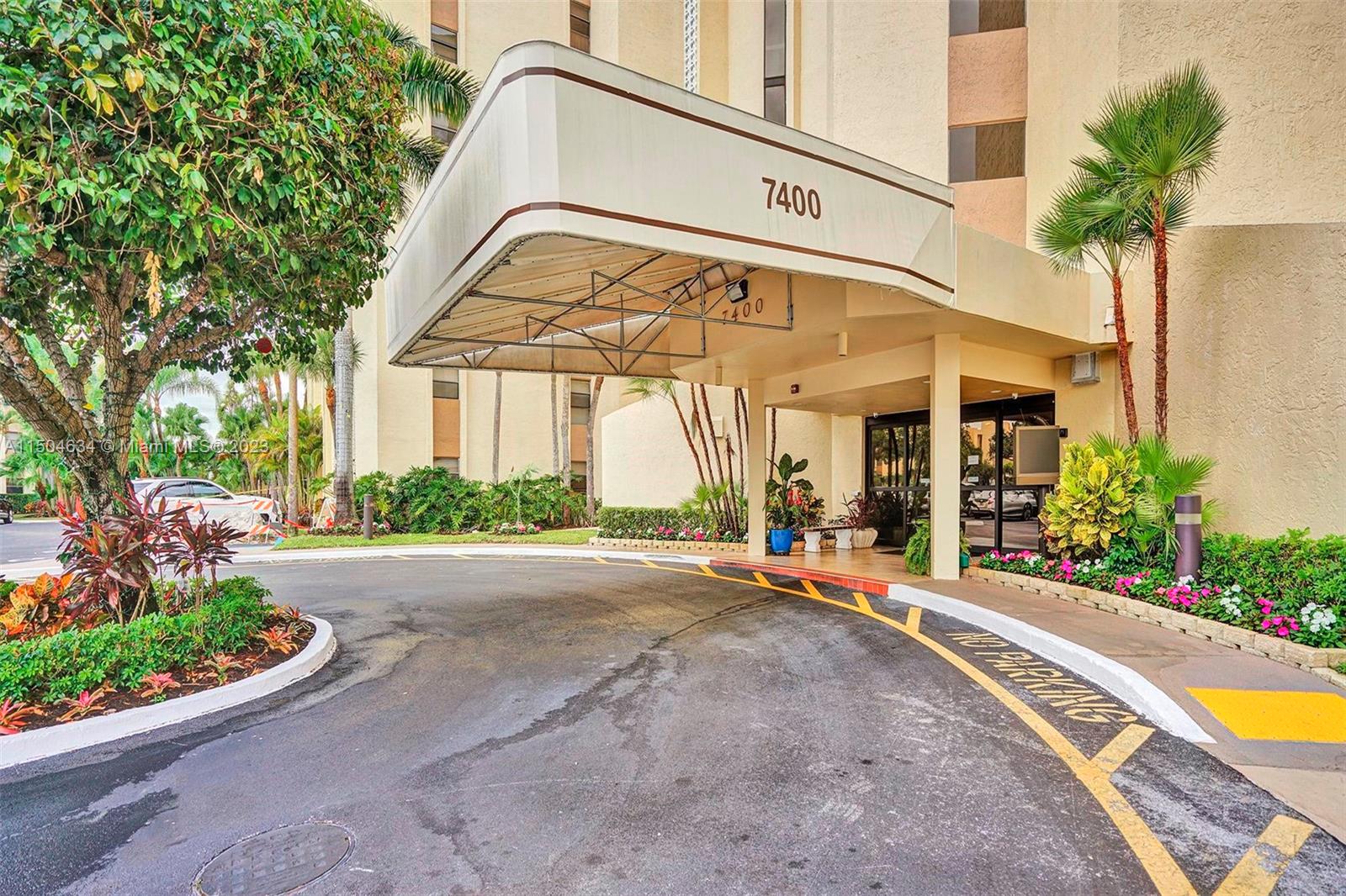 7400 Radice 508, Lauderhill, Florida 33319, 2 Bedrooms Bedrooms, ,2 BathroomsBathrooms,Residential,For Sale,7400 Radice 508,A11504634