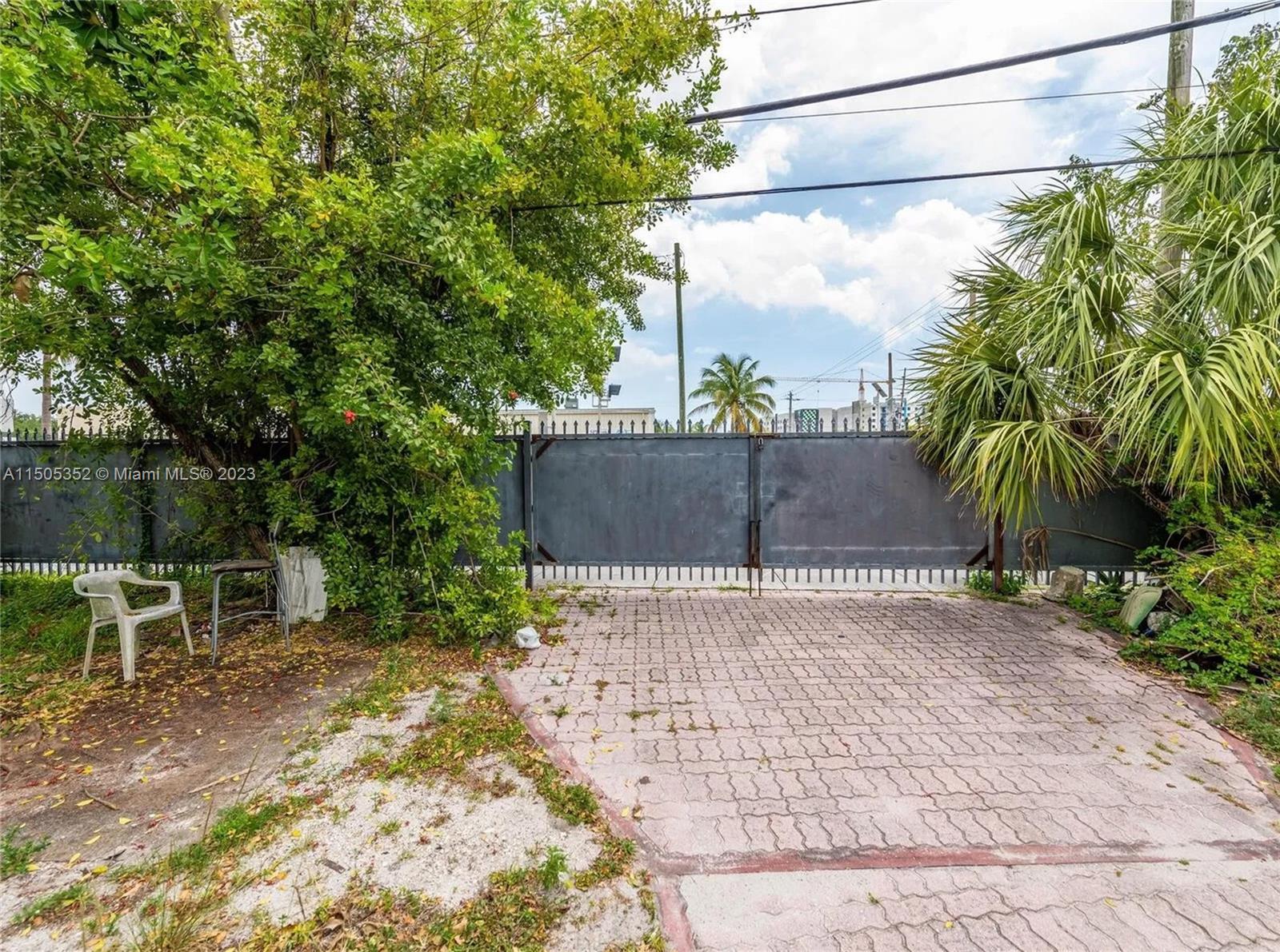 400 1st St, Dania Beach, Florida 33004, ,Land,For Sale,400 1st St,A11505352