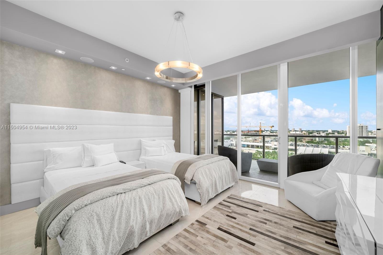 9701 Collins Ave 1005S, Bal Harbour, Florida 33154, 2 Bedrooms Bedrooms, ,2 BathroomsBathrooms,Residentiallease,For Rent,9701 Collins Ave 1005S,A11504954