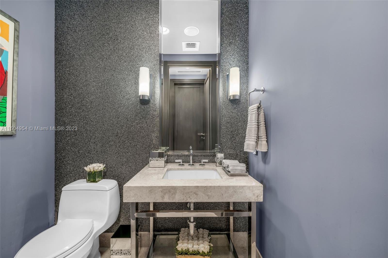 9701 Collins Ave 1005S, Bal Harbour, Florida 33154, 2 Bedrooms Bedrooms, ,2 BathroomsBathrooms,Residentiallease,For Rent,9701 Collins Ave 1005S,A11504954