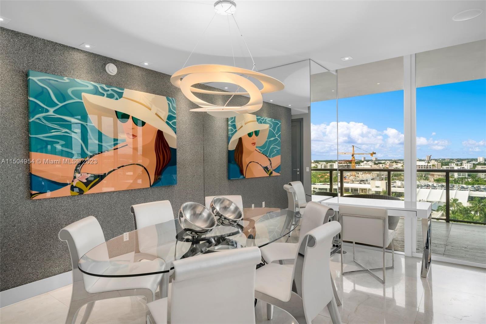 9701 Collins Ave 1005S, Bal Harbour, Florida 33154, 2 Bedrooms Bedrooms, ,2 BathroomsBathrooms,Residentiallease,For Rent,9701 Collins Ave 1005S,A11504954