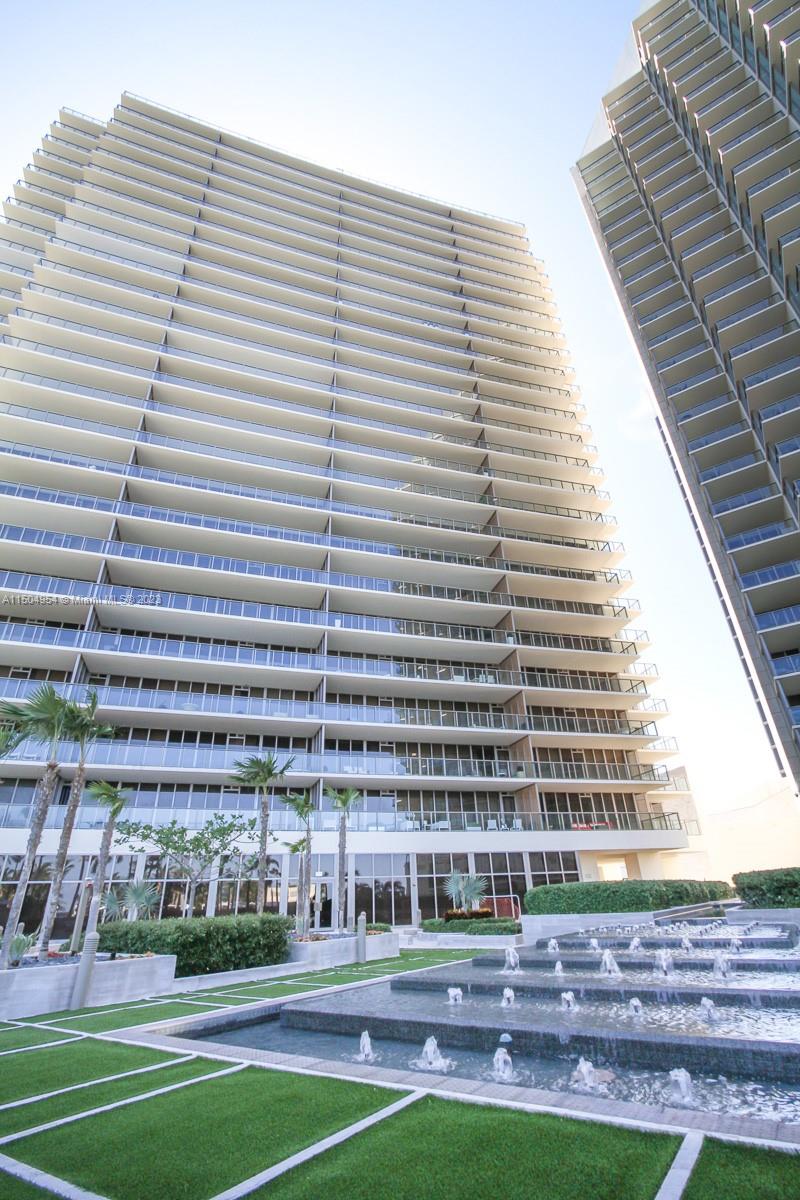 9701 Collins Ave 1005S, Bal Harbour, Florida 33154, 2 Bedrooms Bedrooms, ,2 BathroomsBathrooms,Residentiallease,For Rent,9701 Collins Ave 1005S,A11504954