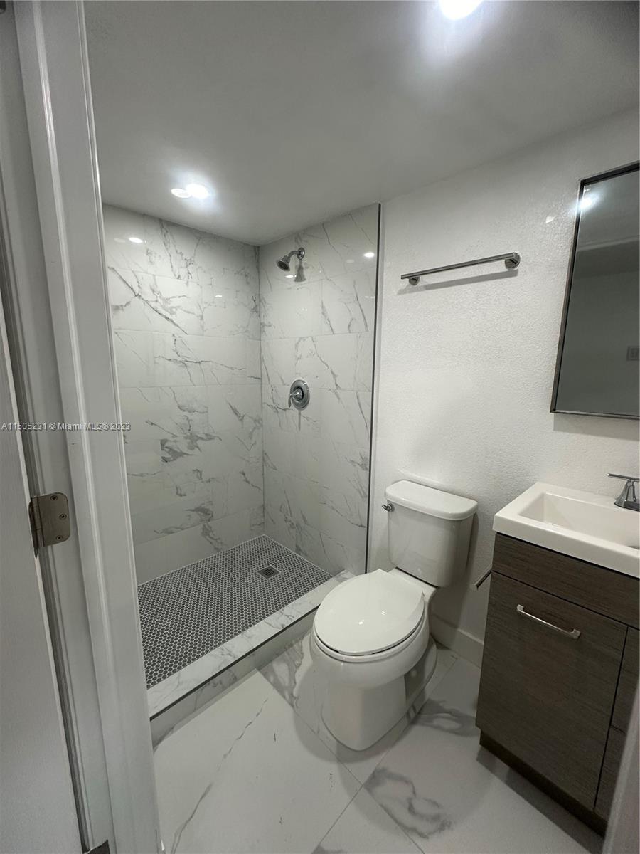 19552 NW 59th Pl A, Hialeah, Florida 33015, 1 Bedroom Bedrooms, ,1 BathroomBathrooms,Residentiallease,For Rent,19552 NW 59th Pl A,A11505231