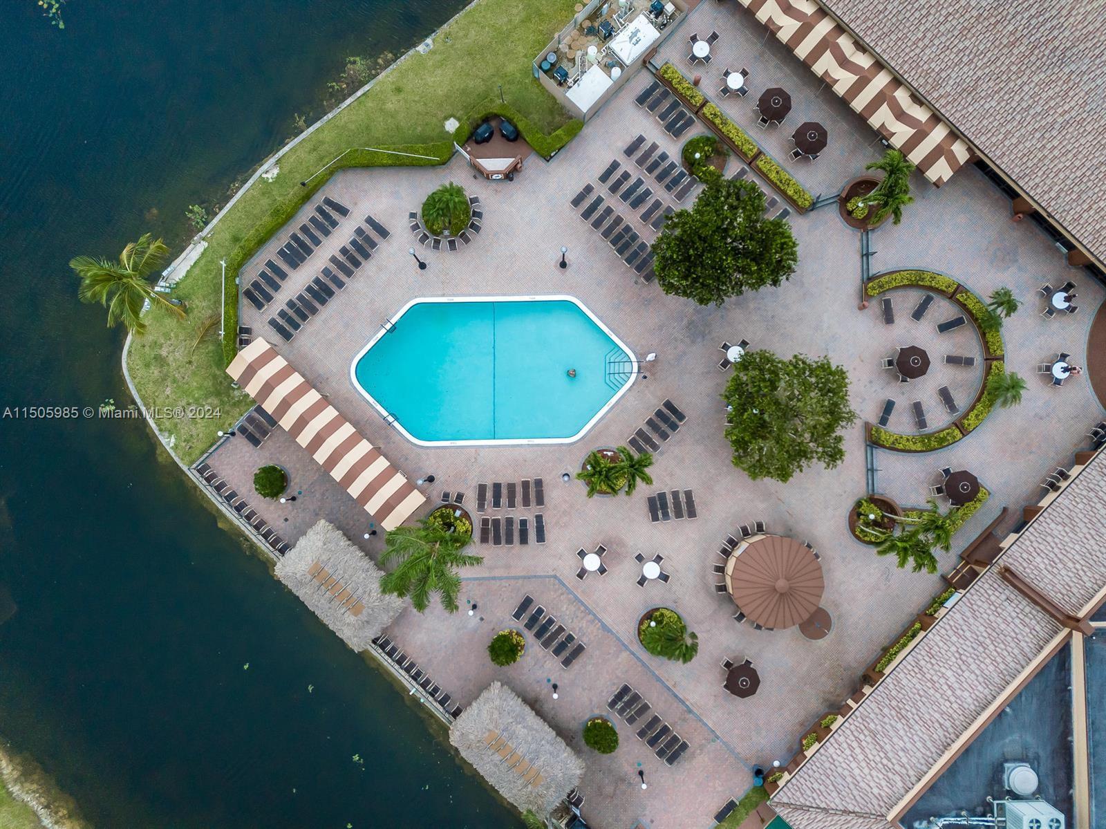 8881 Sunrise Lakes Blvd 107, Sunrise, Florida 33322, 1 Bedroom Bedrooms, ,1 BathroomBathrooms,Residential,For Sale,8881 Sunrise Lakes Blvd 107,A11505985