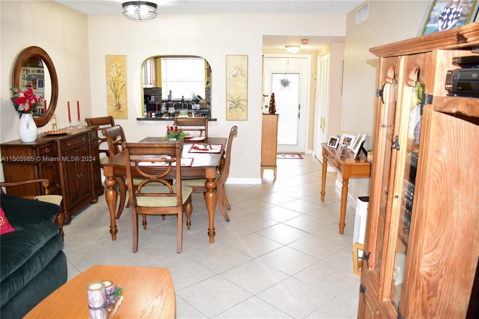 8881 Sunrise Lakes Blvd 107, Sunrise, Florida 33322, 1 Bedroom Bedrooms, ,1 BathroomBathrooms,Residential,For Sale,8881 Sunrise Lakes Blvd 107,A11505985