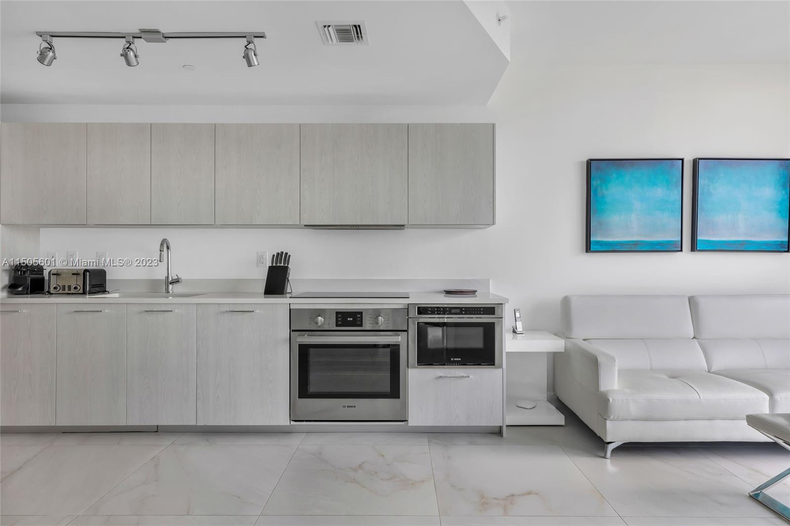 501 NE 31 St 2407, Miami, Florida 33137, 1 Bedroom Bedrooms, ,1 BathroomBathrooms,Residentiallease,For Rent,501 NE 31 St 2407,A11505601