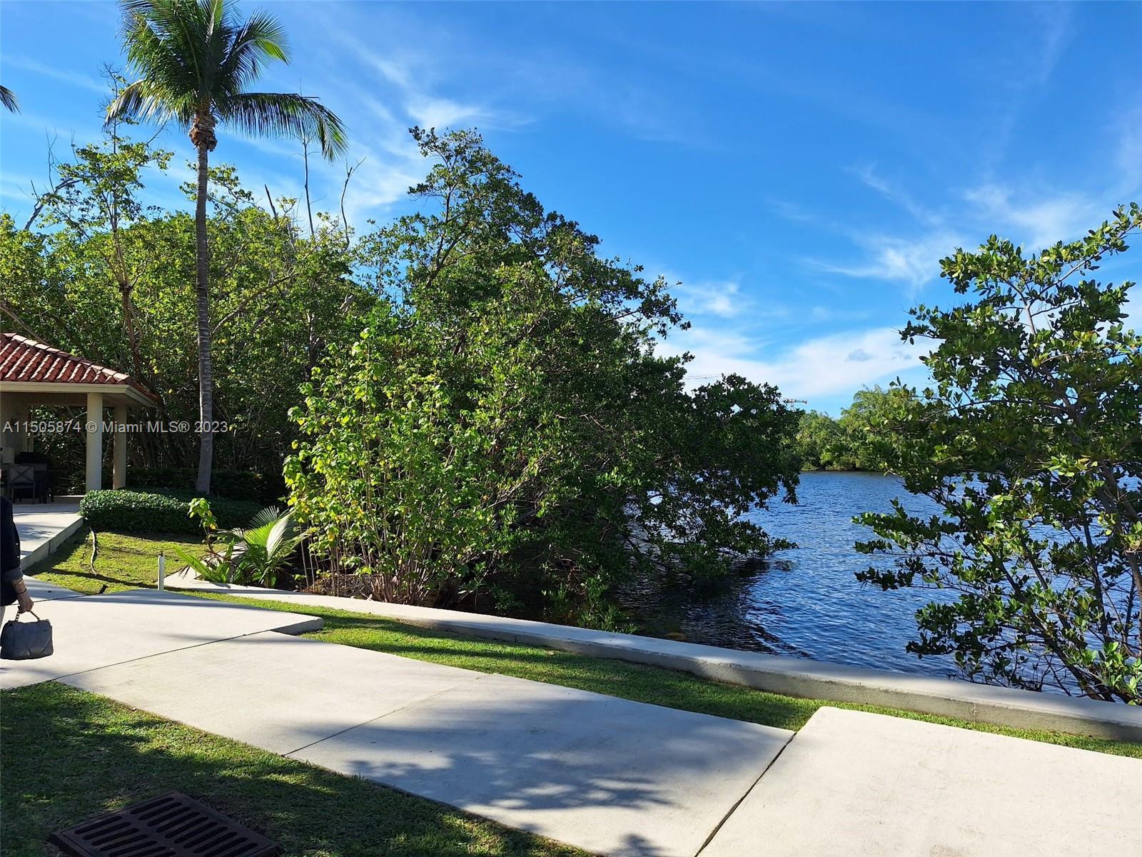 16590 NE 26th Ave 502, North Miami Beach, Florida 33160, 2 Bedrooms Bedrooms, ,2 BathroomsBathrooms,Residential,For Sale,16590 NE 26th Ave 502,A11505874