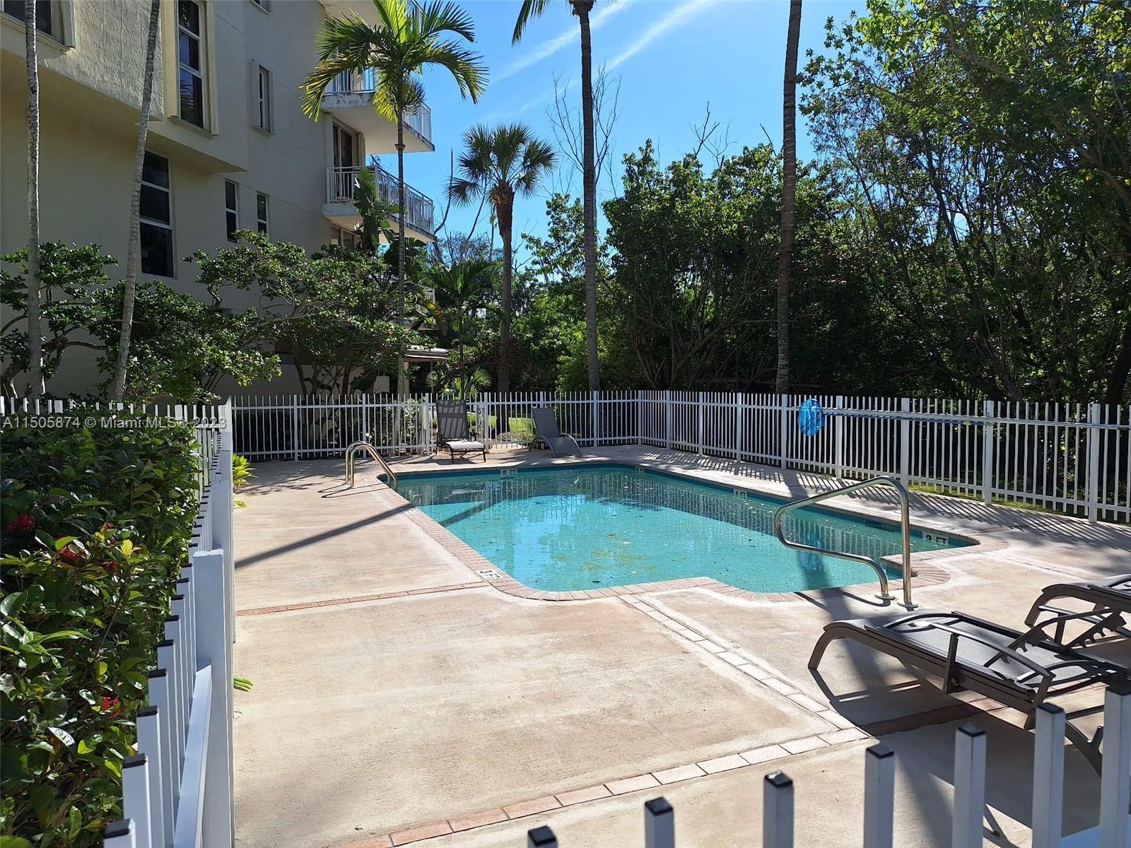 16590 NE 26th Ave 502, North Miami Beach, Florida 33160, 2 Bedrooms Bedrooms, ,2 BathroomsBathrooms,Residential,For Sale,16590 NE 26th Ave 502,A11505874