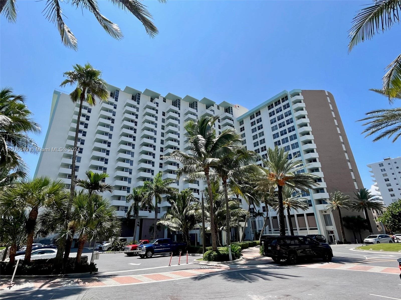 2899  Collins Ave #904 For Sale A11506049, FL