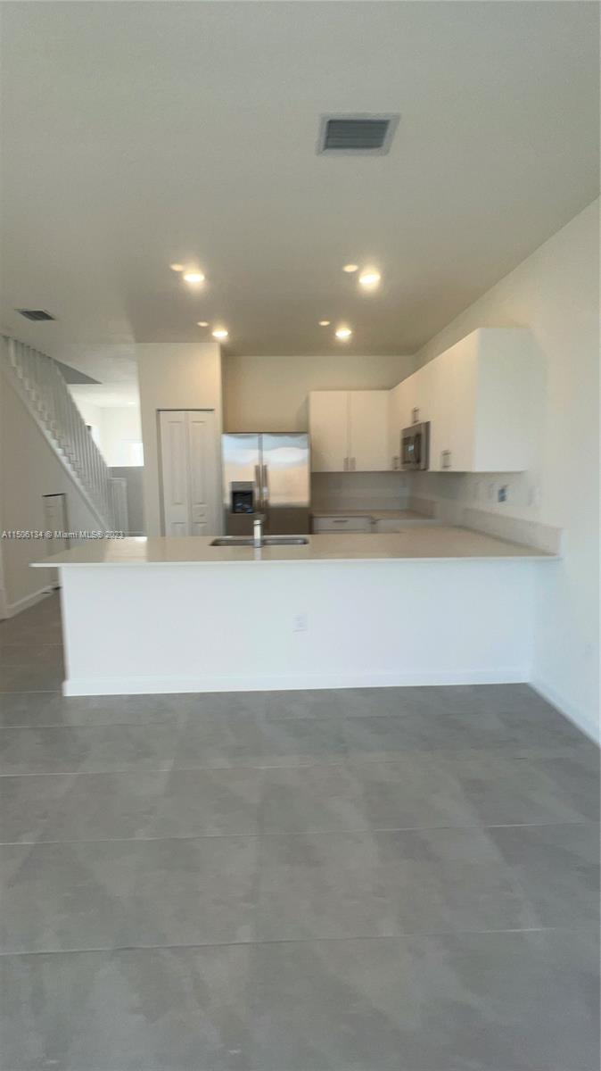 12725 SW 234th Ter 08/25, Homestead, Florida 33032, 3 Bedrooms Bedrooms, ,2 BathroomsBathrooms,Residentiallease,For Rent,12725 SW 234th Ter 08/25,A11506134