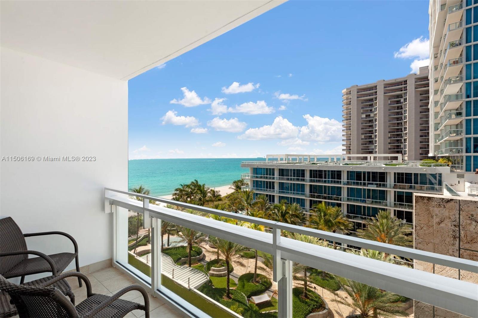 Carillon Miami Beach Hotel Residences Apt 710 Condo Pending Sale in