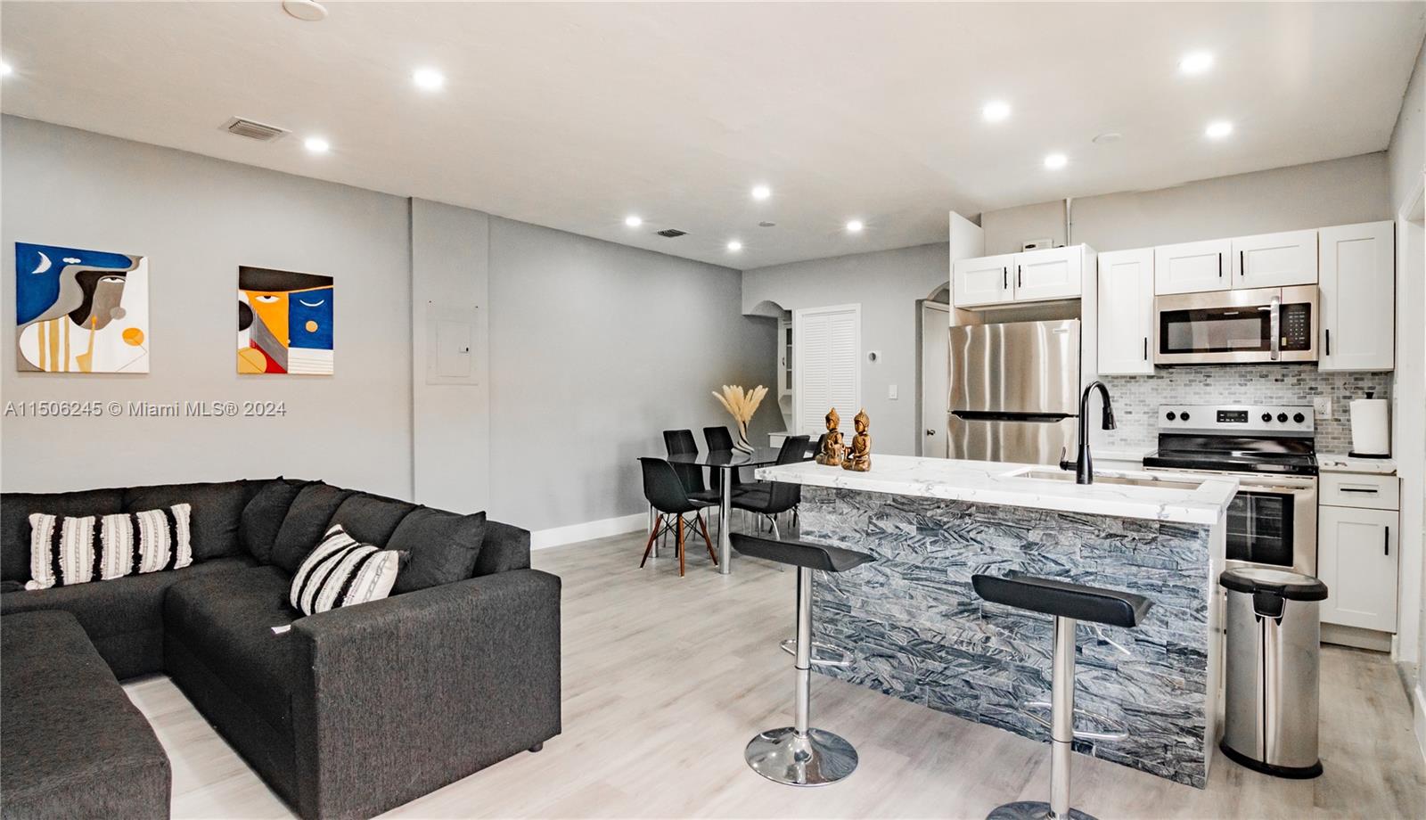 510 SW 7th Ave 510, Miami, Florida 33130, 2 Bedrooms Bedrooms, ,1 BathroomBathrooms,Residentiallease,For Rent,510 SW 7th Ave 510,A11506245