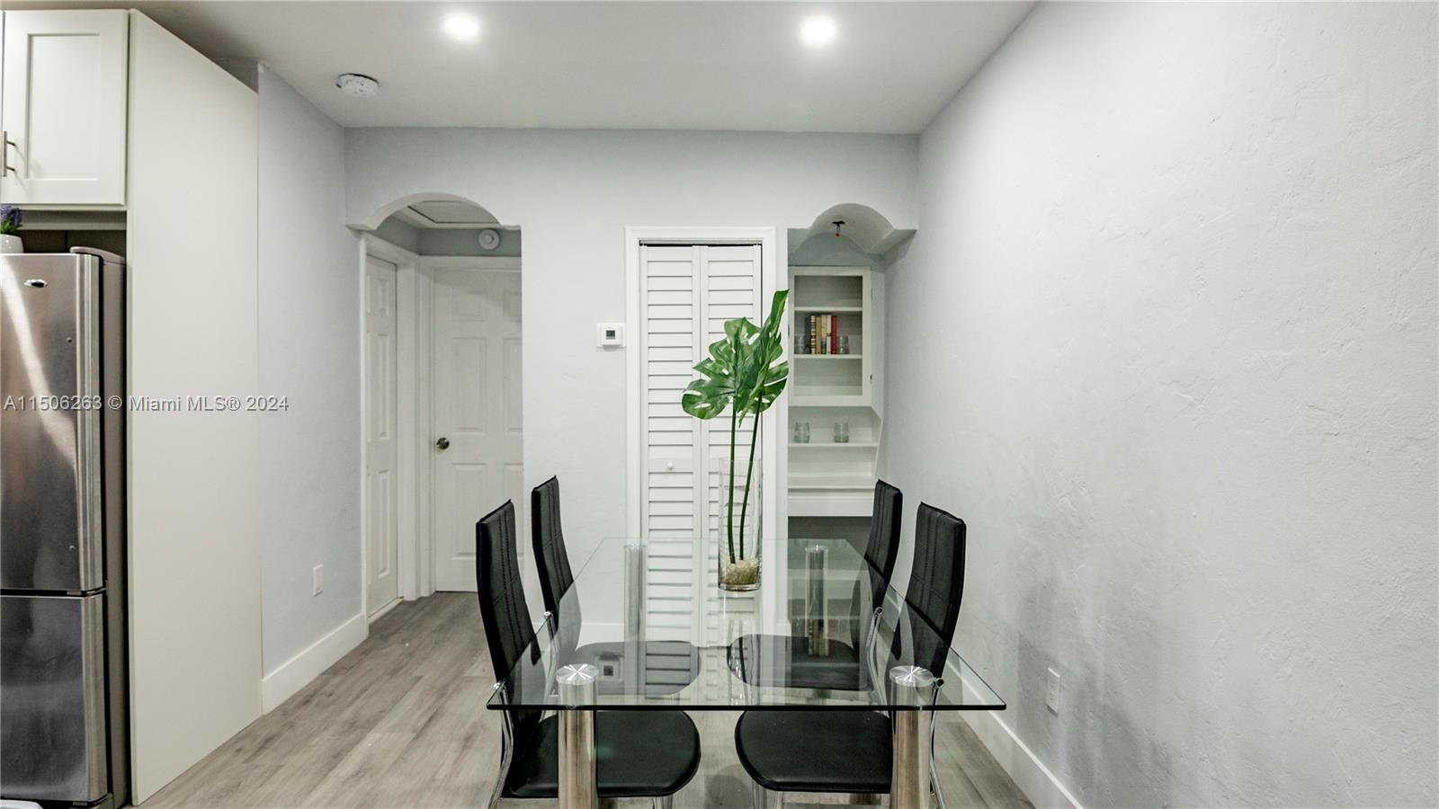 510 SW 7th Ave 512, Miami, Florida 33130, 2 Bedrooms Bedrooms, ,1 BathroomBathrooms,Residentiallease,For Rent,510 SW 7th Ave 512,A11506263