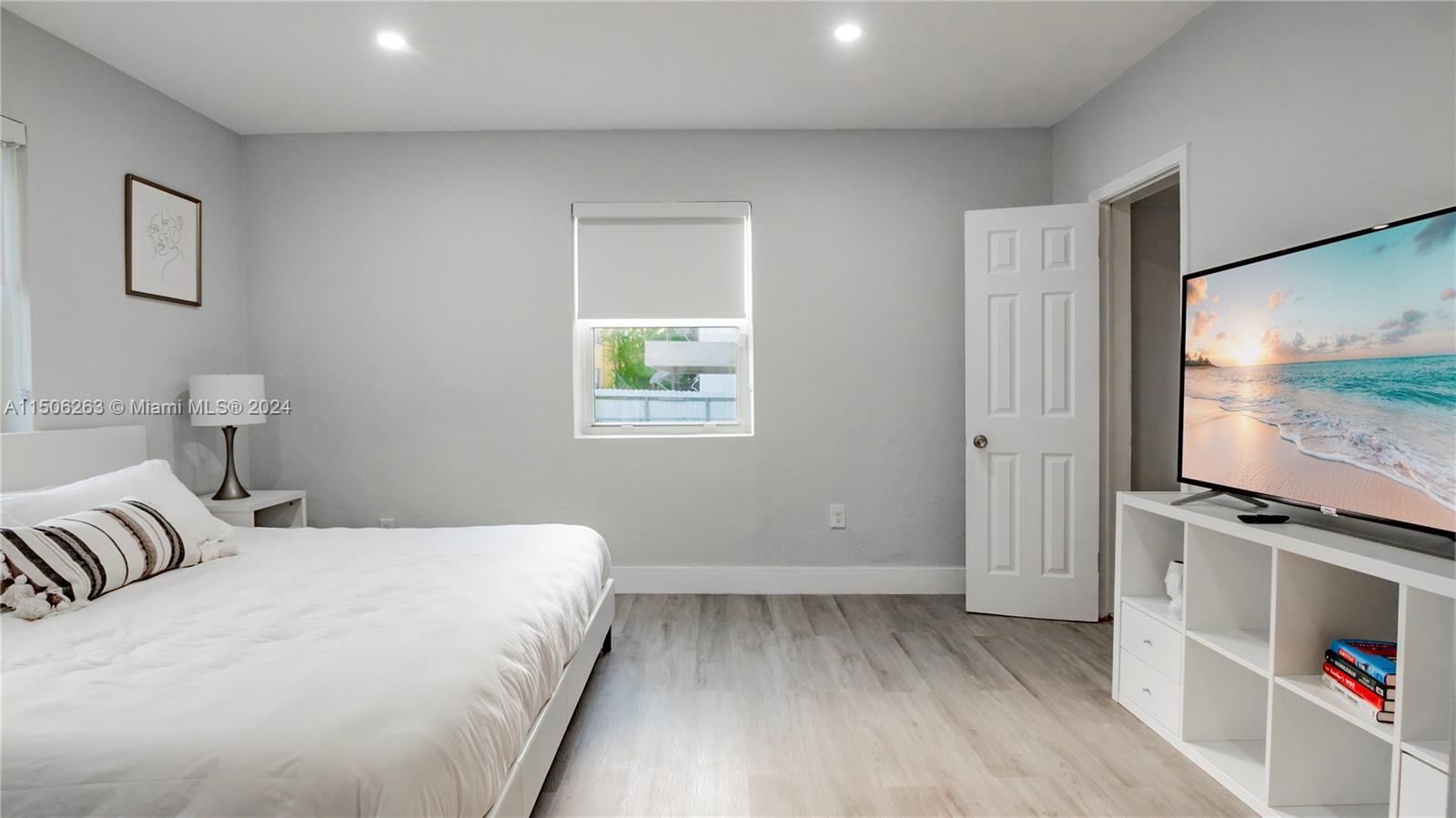 510 SW 7th Ave 512, Miami, Florida 33130, 2 Bedrooms Bedrooms, ,1 BathroomBathrooms,Residentiallease,For Rent,510 SW 7th Ave 512,A11506263