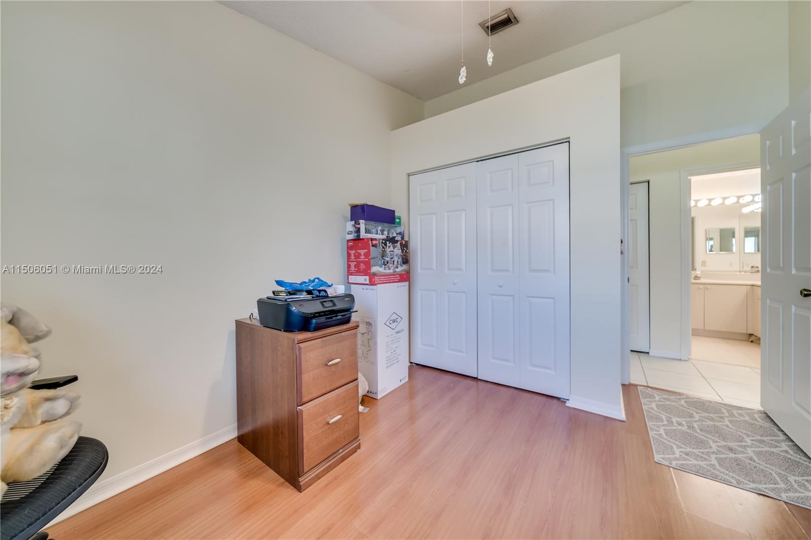 Listing Photo 17