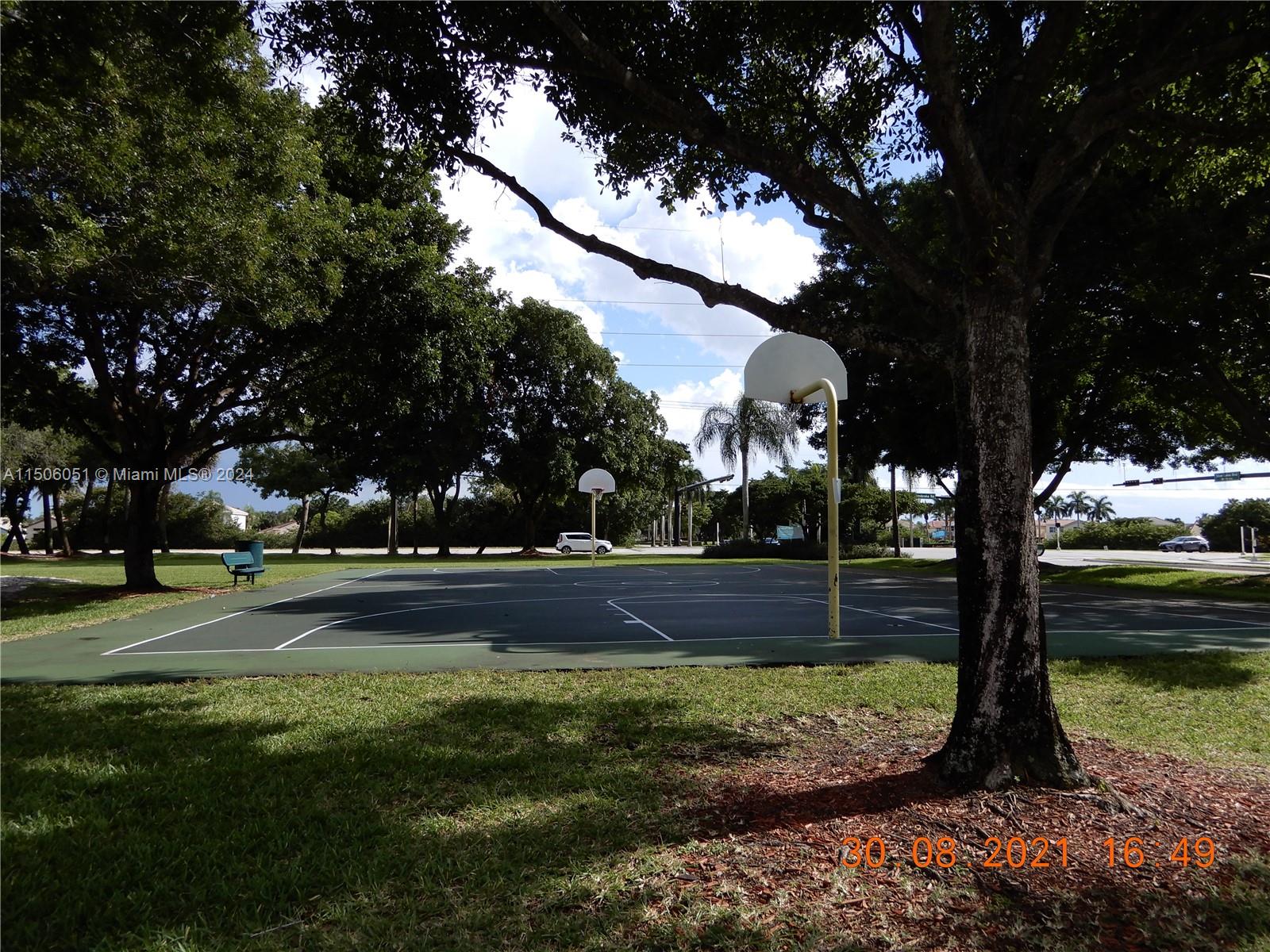 Listing Photo 37