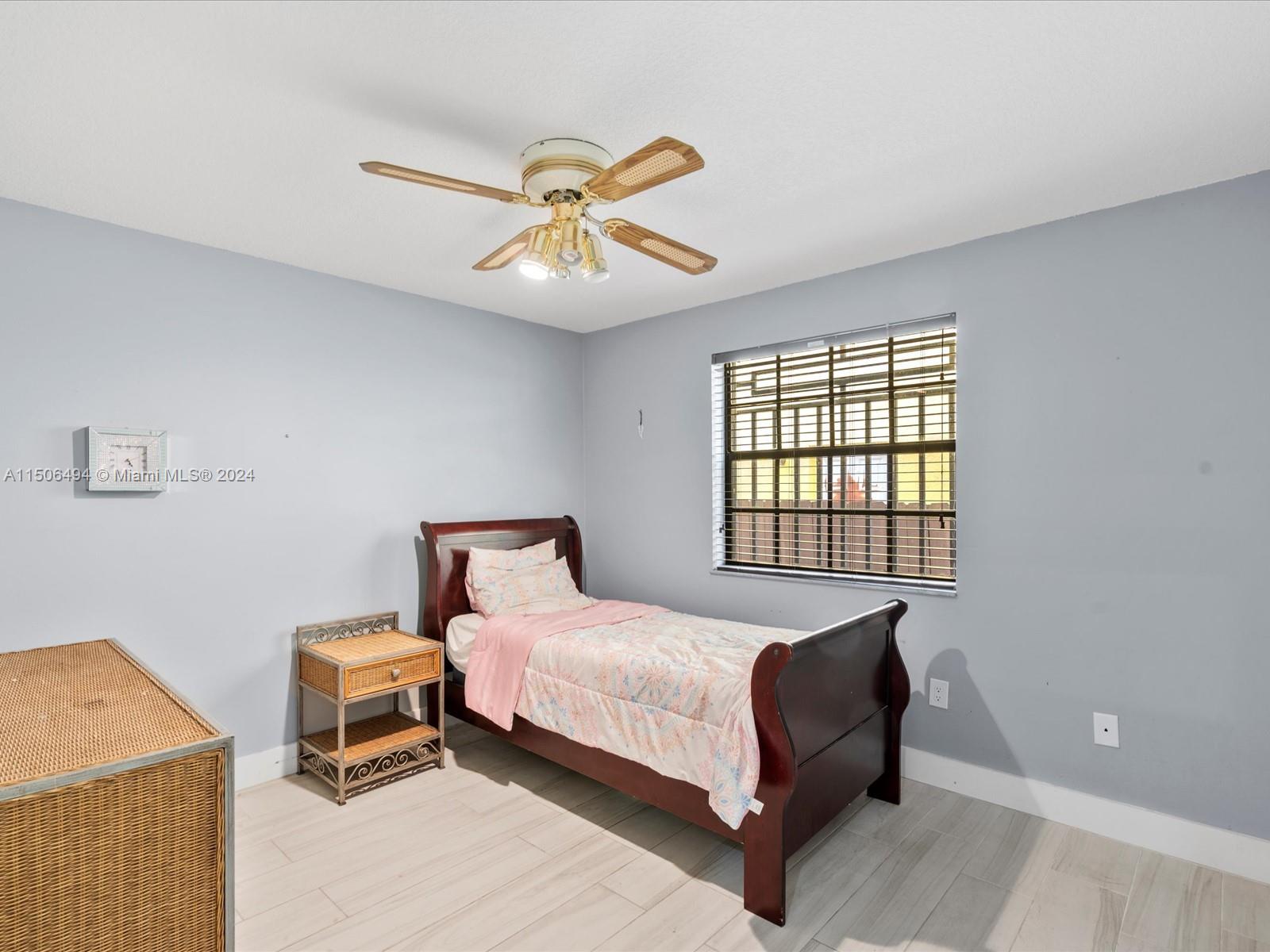 Listing Photo 18