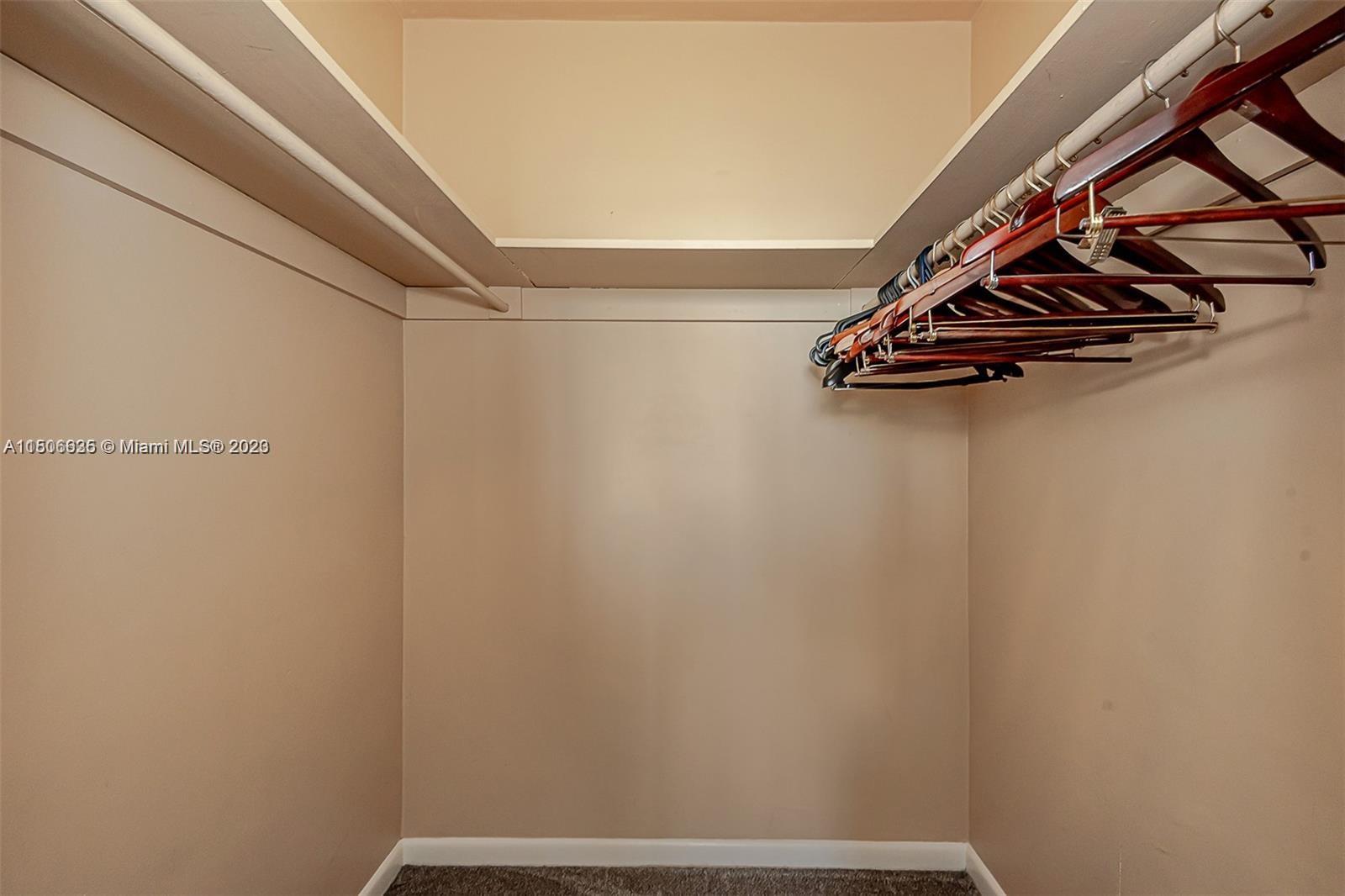 1000 West Ave 314, Miami Beach, Florida 33139, 1 Bedroom Bedrooms, ,1 BathroomBathrooms,Residentiallease,For Rent,1000 West Ave 314,A11506635