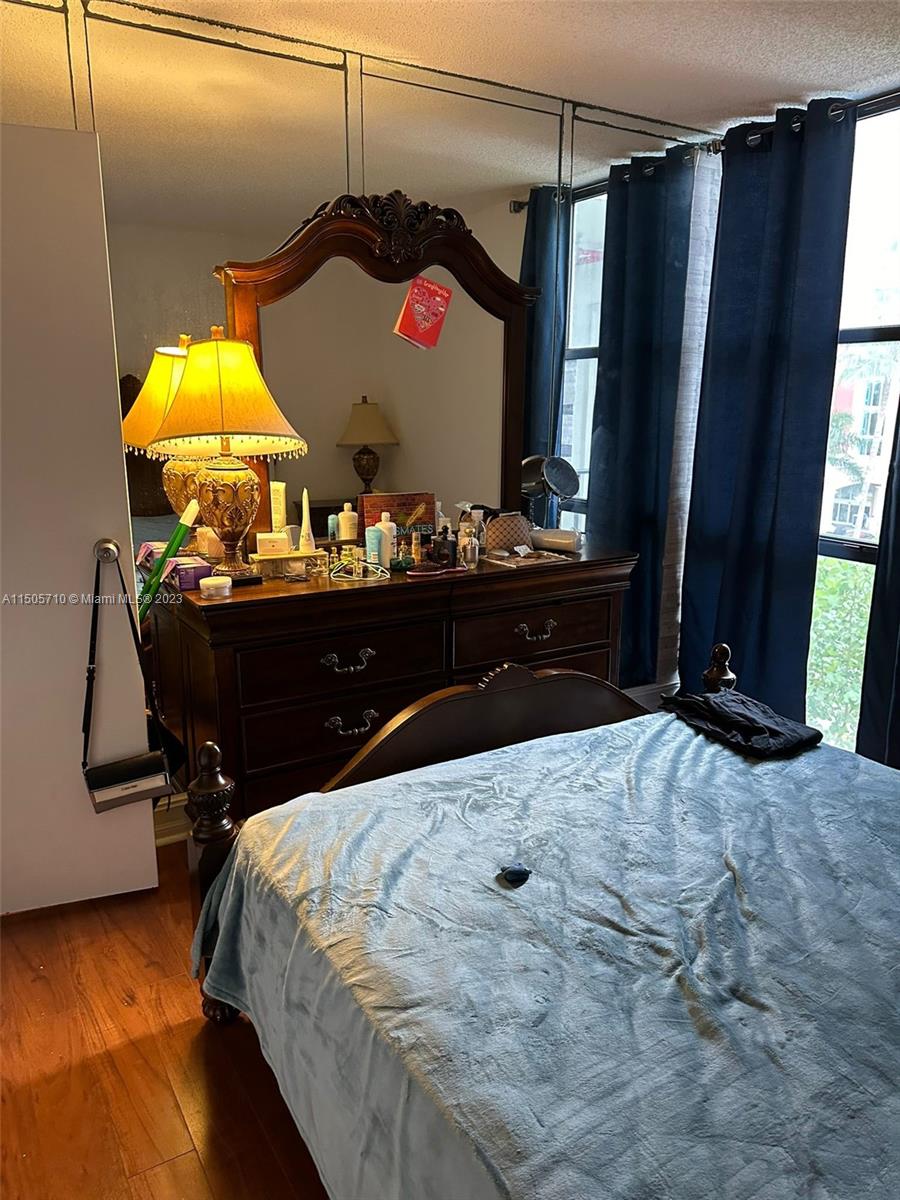 17021 N Bay Rd 615, Sunny Isles Beach, Florida 33160, 2 Bedrooms Bedrooms, ,2 BathroomsBathrooms,Residential,For Sale,17021 N Bay Rd 615,A11505710