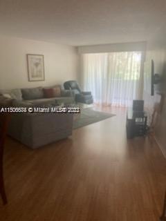 10852 N Kendall Dr 216-2, Miami, Florida 33176, 1 Bedroom Bedrooms, ,1 BathroomBathrooms,Residential,For Sale,10852 N Kendall Dr 216-2,A11506674