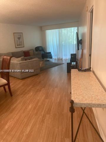 10852 N Kendall Dr 216-2, Miami, Florida 33176, 1 Bedroom Bedrooms, ,1 BathroomBathrooms,Residential,For Sale,10852 N Kendall Dr 216-2,A11506674
