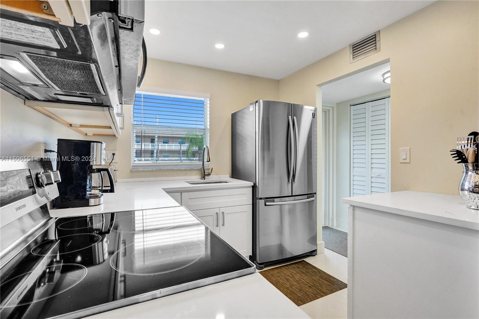 9380 Sunrise Lakes Blvd 207, Sunrise, Florida 33322, 1 Bedroom Bedrooms, ,1 BathroomBathrooms,Residential,For Sale,9380 Sunrise Lakes Blvd 207,A11506551