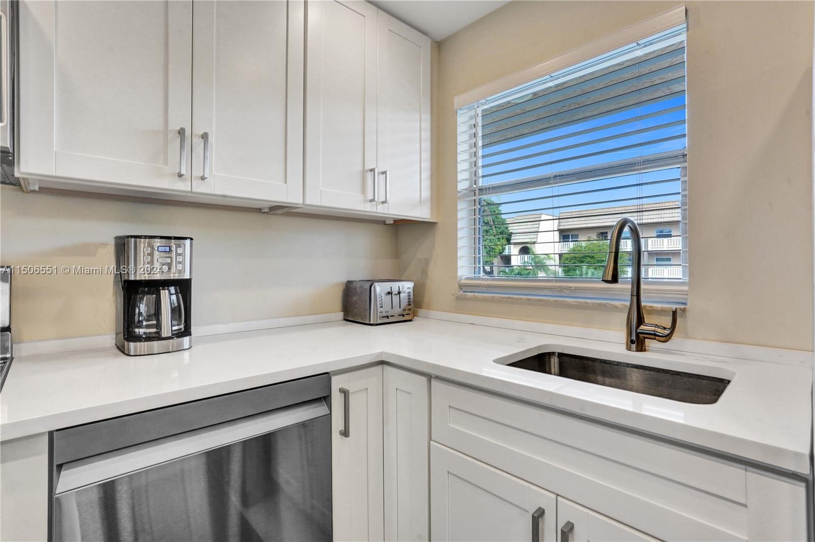 9380 Sunrise Lakes Blvd 207, Sunrise, Florida 33322, 1 Bedroom Bedrooms, ,1 BathroomBathrooms,Residential,For Sale,9380 Sunrise Lakes Blvd 207,A11506551