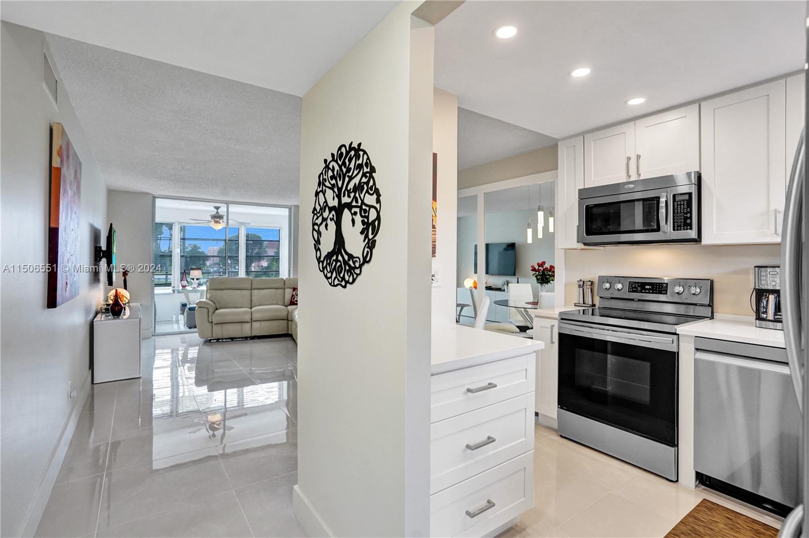 9380 Sunrise Lakes Blvd 207, Sunrise, Florida 33322, 1 Bedroom Bedrooms, ,1 BathroomBathrooms,Residential,For Sale,9380 Sunrise Lakes Blvd 207,A11506551