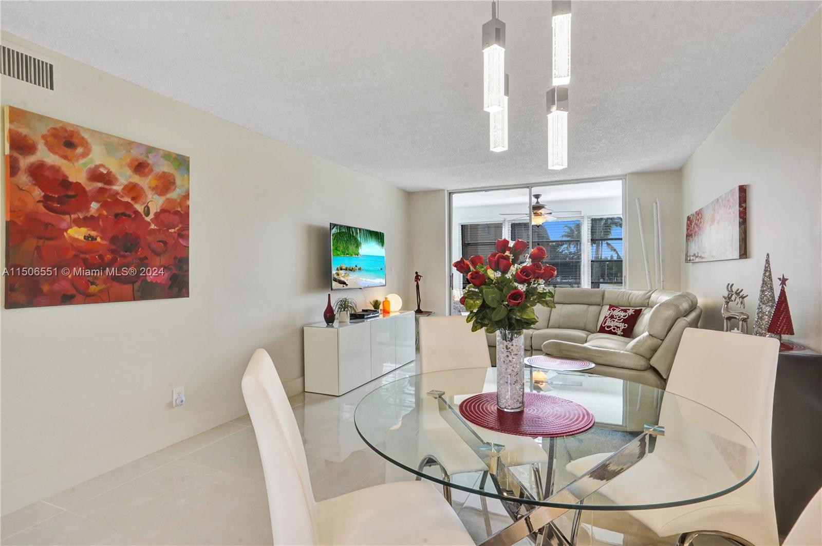 9380 Sunrise Lakes Blvd 207, Sunrise, Florida 33322, 1 Bedroom Bedrooms, ,1 BathroomBathrooms,Residential,For Sale,9380 Sunrise Lakes Blvd 207,A11506551