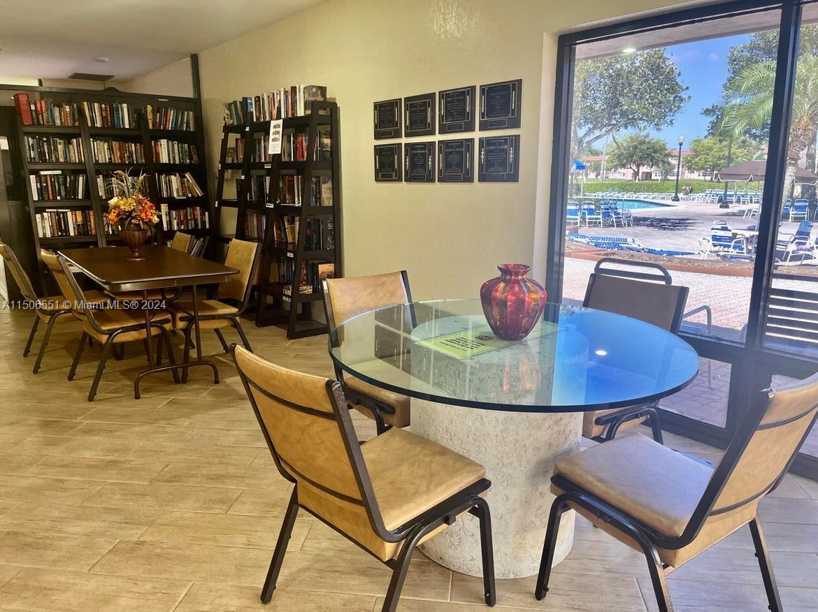 9380 Sunrise Lakes Blvd 207, Sunrise, Florida 33322, 1 Bedroom Bedrooms, ,1 BathroomBathrooms,Residential,For Sale,9380 Sunrise Lakes Blvd 207,A11506551