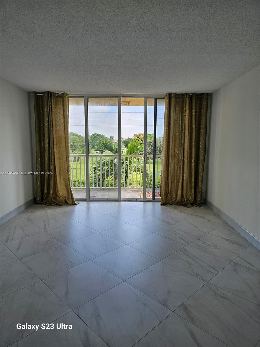 Dania Beach, Florida 33004, 1 Bedroom Bedrooms, ,1 BathroomBathrooms,Residentiallease,For Rent,A11505496