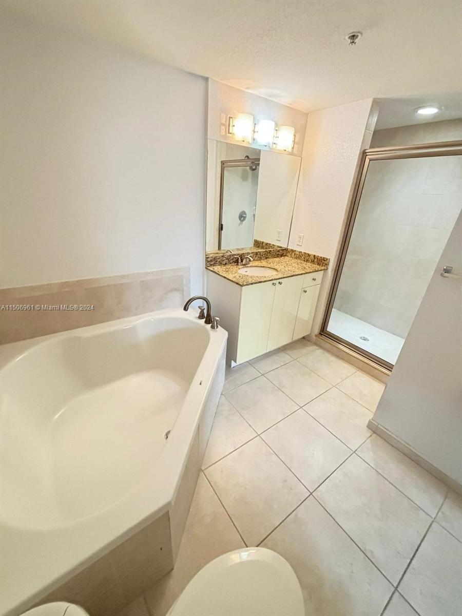 1830 Radius Dr 604, Hollywood, Florida 33020, 2 Bedrooms Bedrooms, ,2 BathroomsBathrooms,Residential,For Sale,1830 Radius Dr 604,A11506961