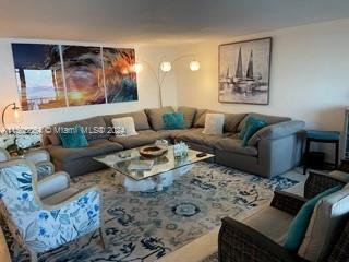 1905 N Ocean Blvd 8E, Fort Lauderdale, Florida 33305, 2 Bedrooms Bedrooms, ,2 BathroomsBathrooms,Residentiallease,For Rent,1905 N Ocean Blvd 8E,A11505064