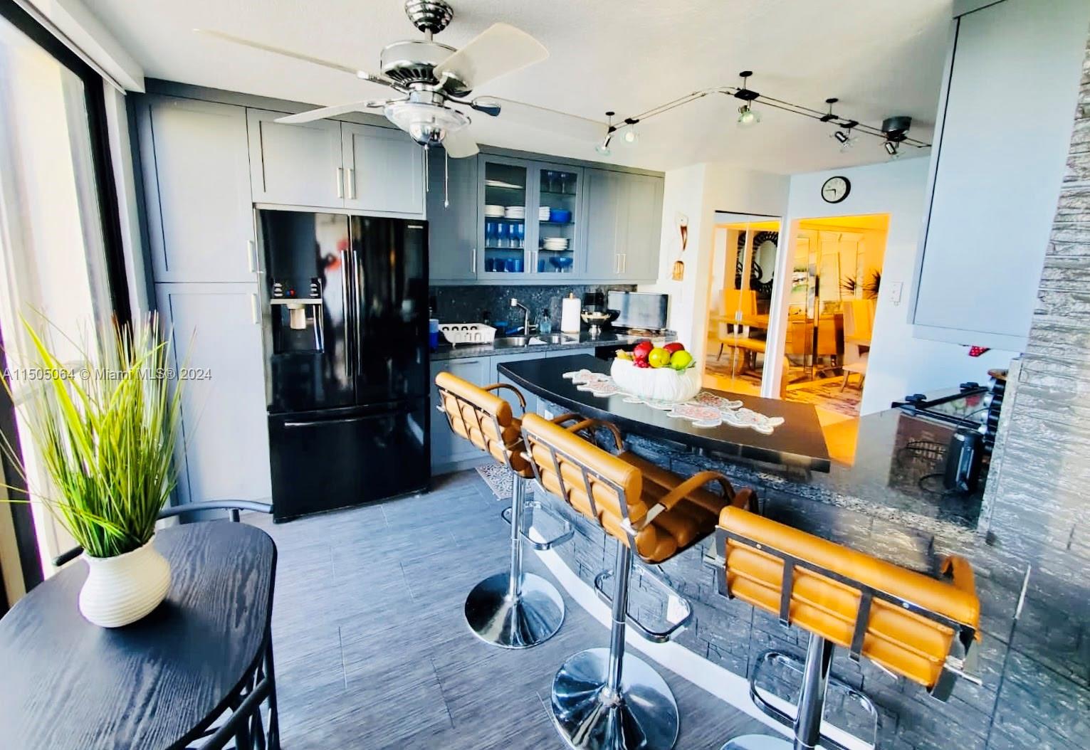1905 N Ocean Blvd 8E, Fort Lauderdale, Florida 33305, 2 Bedrooms Bedrooms, ,2 BathroomsBathrooms,Residentiallease,For Rent,1905 N Ocean Blvd 8E,A11505064