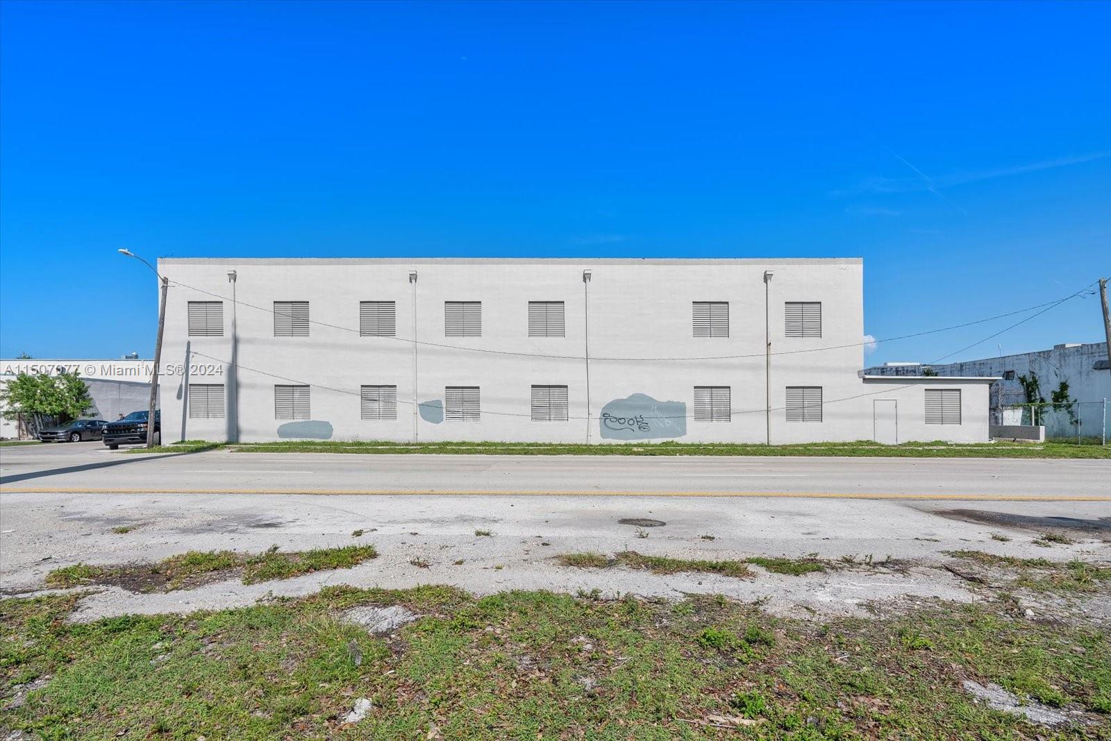 2040 Liberty St, Hollywood, Florida 33020, ,Commercialsale,For Sale,2040 Liberty St,A11507077
