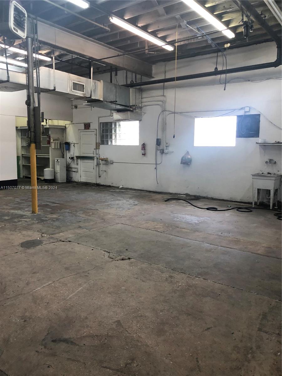 2040 Liberty St, Hollywood, Florida 33020, ,Commercialsale,For Sale,2040 Liberty St,A11507077