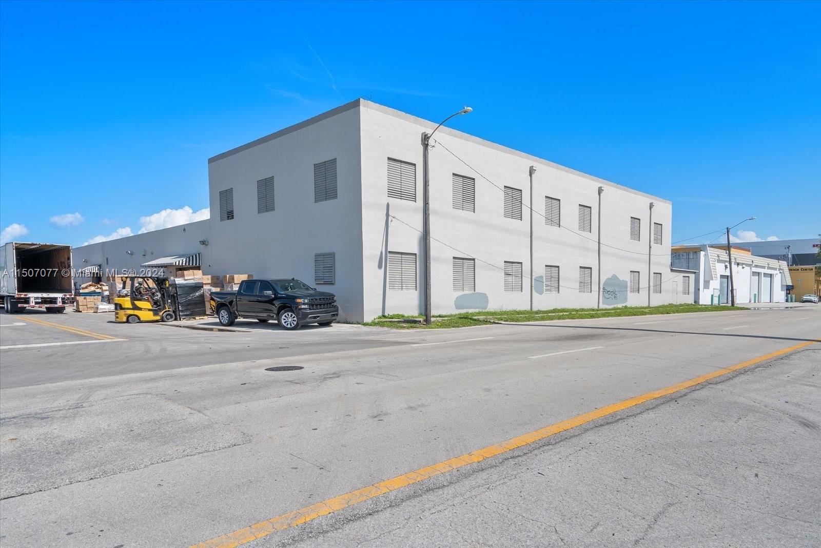 2040 Liberty St, Hollywood, Florida 33020, ,Commercialsale,For Sale,2040 Liberty St,A11507077