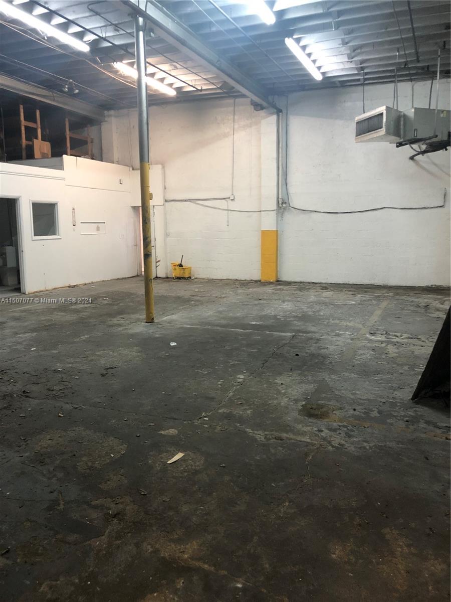 2040 Liberty St, Hollywood, Florida 33020, ,Commercialsale,For Sale,2040 Liberty St,A11507077