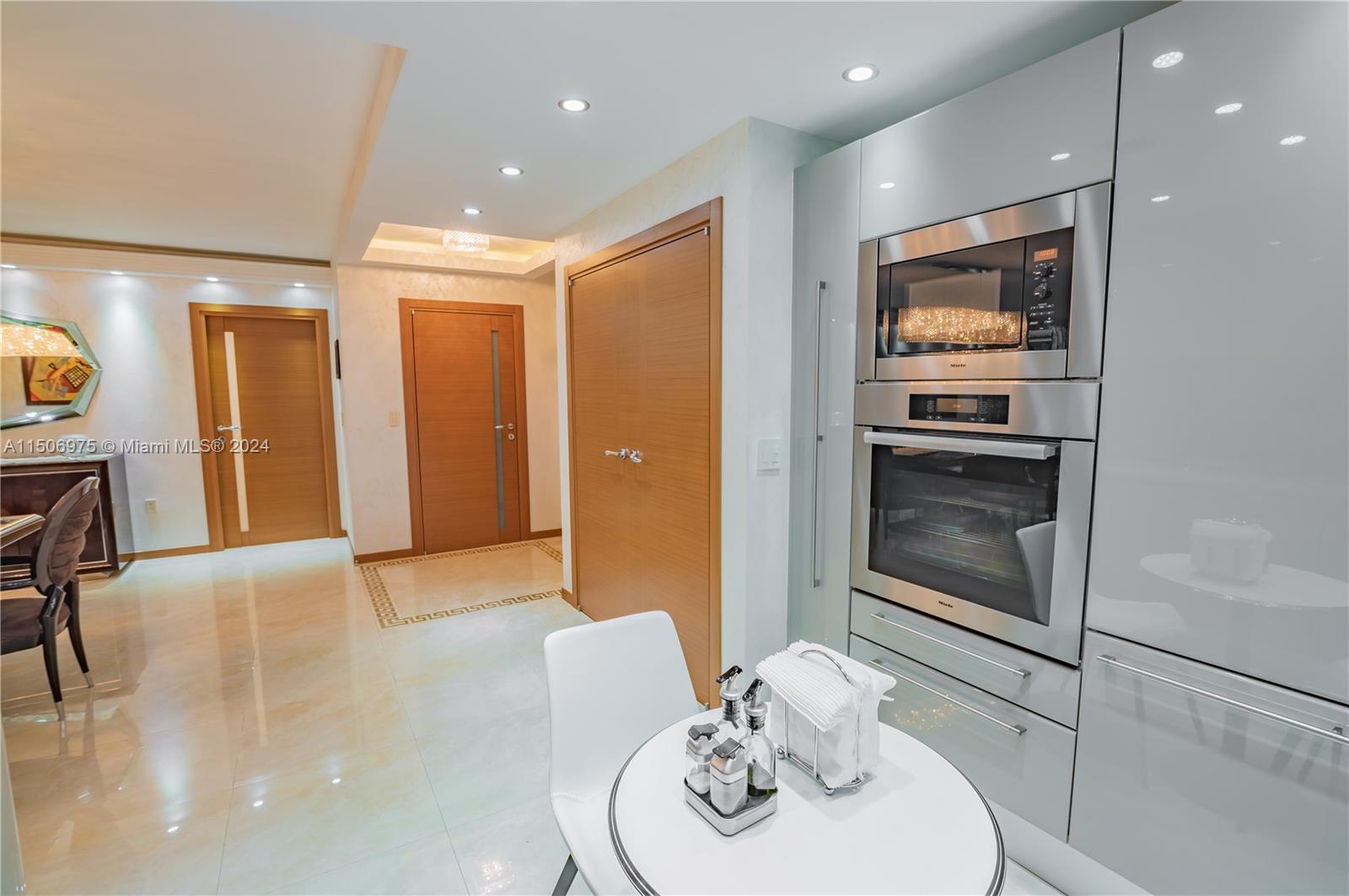 9801 Collins Ave 12J, Bal Harbour, Florida 33154, 2 Bedrooms Bedrooms, ,2 BathroomsBathrooms,Residential,For Sale,9801 Collins Ave 12J,A11506975