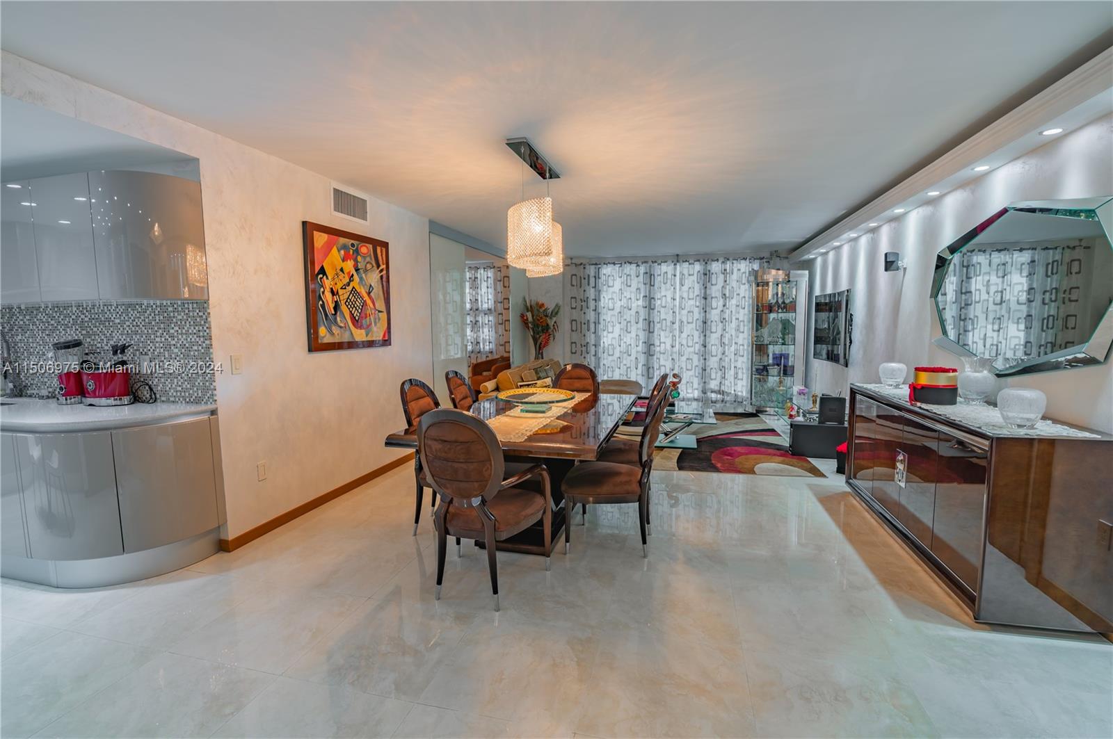 9801 Collins Ave 12J, Bal Harbour, Florida 33154, 2 Bedrooms Bedrooms, ,2 BathroomsBathrooms,Residential,For Sale,9801 Collins Ave 12J,A11506975
