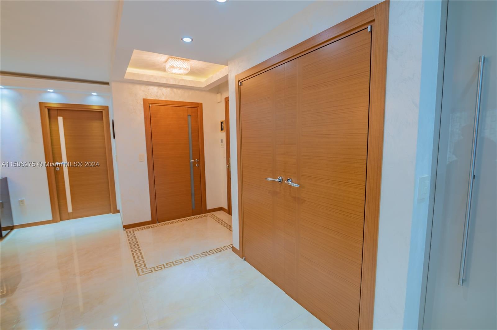 9801 Collins Ave 12J, Bal Harbour, Florida 33154, 2 Bedrooms Bedrooms, ,2 BathroomsBathrooms,Residential,For Sale,9801 Collins Ave 12J,A11506975