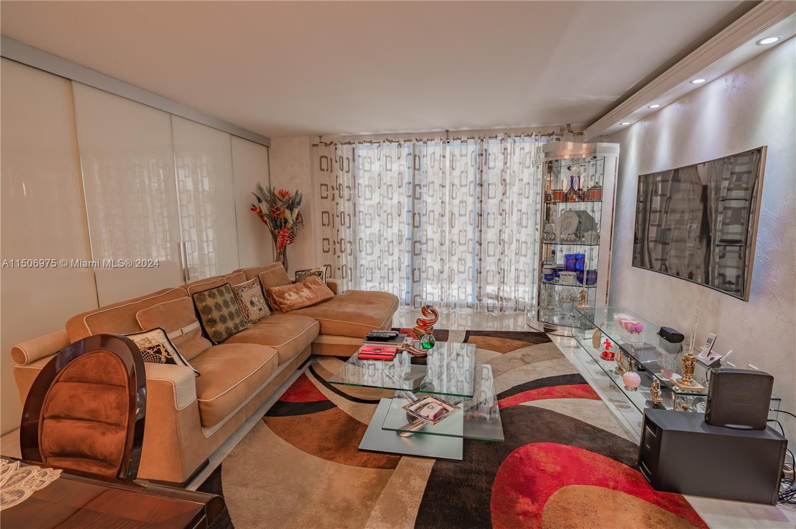 9801 Collins Ave 12J, Bal Harbour, Florida 33154, 2 Bedrooms Bedrooms, ,2 BathroomsBathrooms,Residential,For Sale,9801 Collins Ave 12J,A11506975