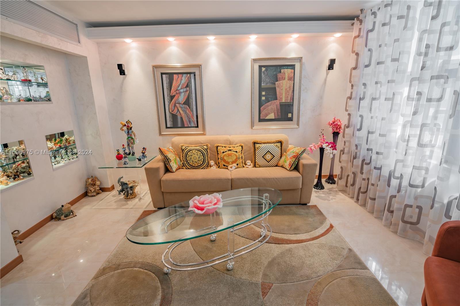 9801 Collins Ave 12J, Bal Harbour, Florida 33154, 2 Bedrooms Bedrooms, ,2 BathroomsBathrooms,Residential,For Sale,9801 Collins Ave 12J,A11506975