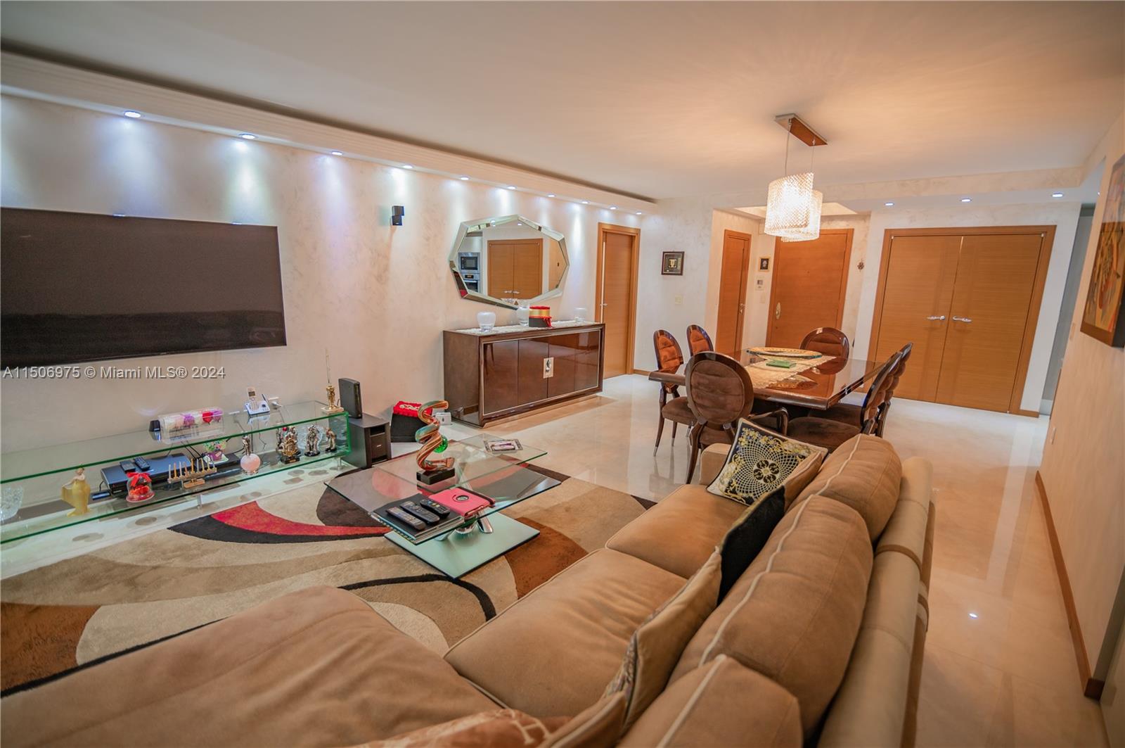 9801 Collins Ave 12J, Bal Harbour, Florida 33154, 2 Bedrooms Bedrooms, ,2 BathroomsBathrooms,Residential,For Sale,9801 Collins Ave 12J,A11506975