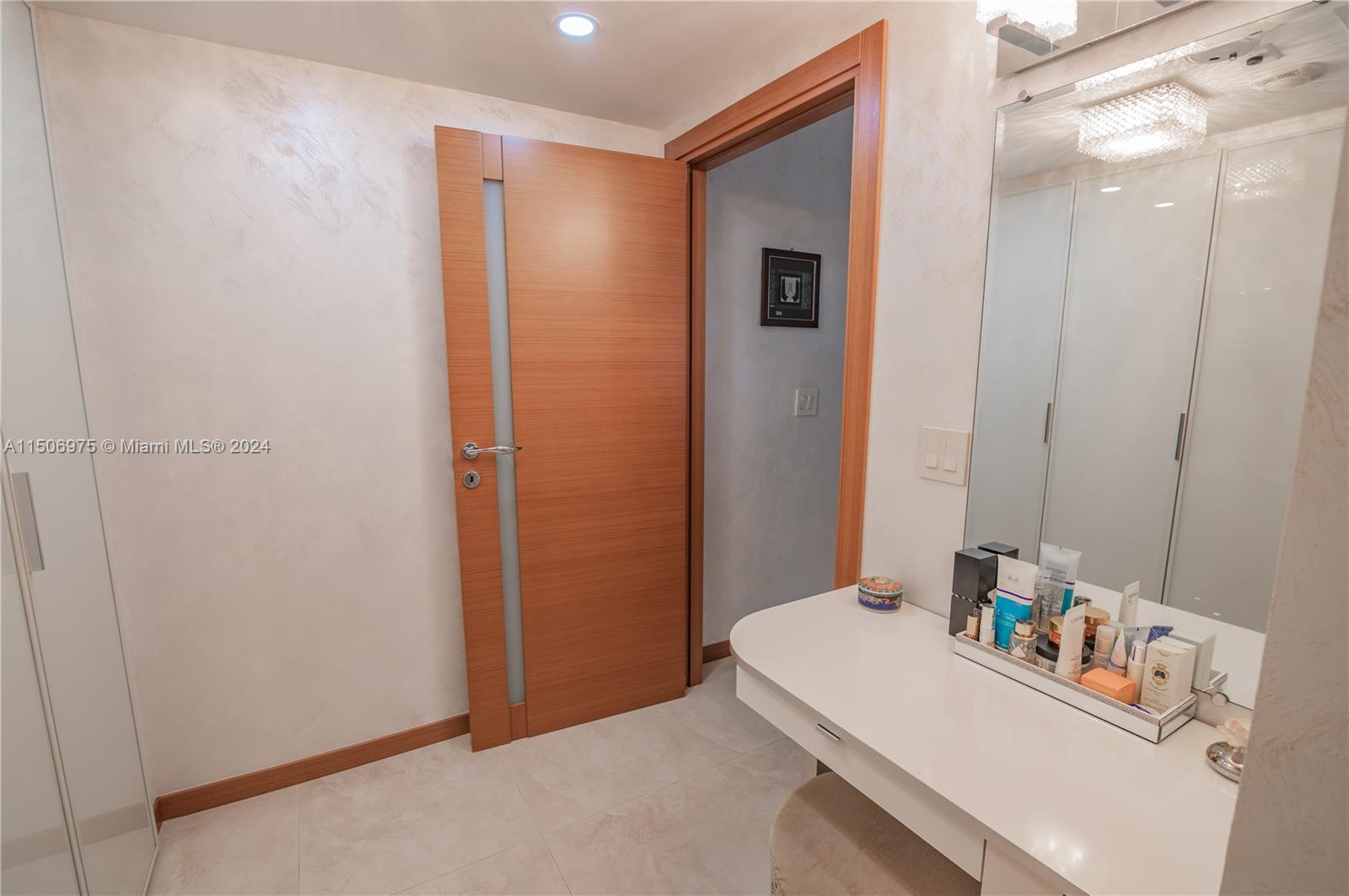 9801 Collins Ave 12J, Bal Harbour, Florida 33154, 2 Bedrooms Bedrooms, ,2 BathroomsBathrooms,Residential,For Sale,9801 Collins Ave 12J,A11506975