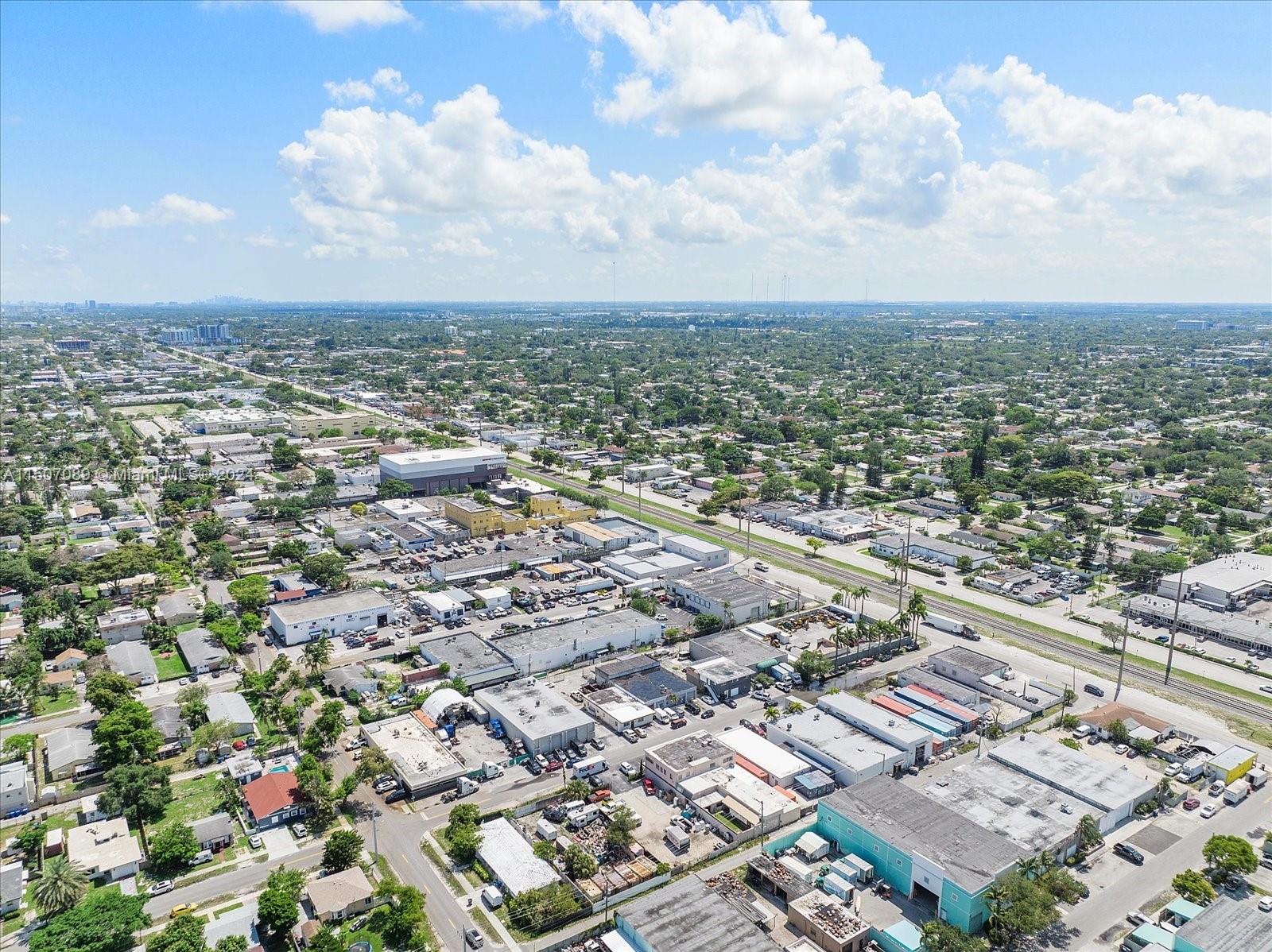 2027-2047 Thomas St, Hollywood, Florida 33020, ,Commercialsale,For Sale,2027-2047 Thomas St,A11507089