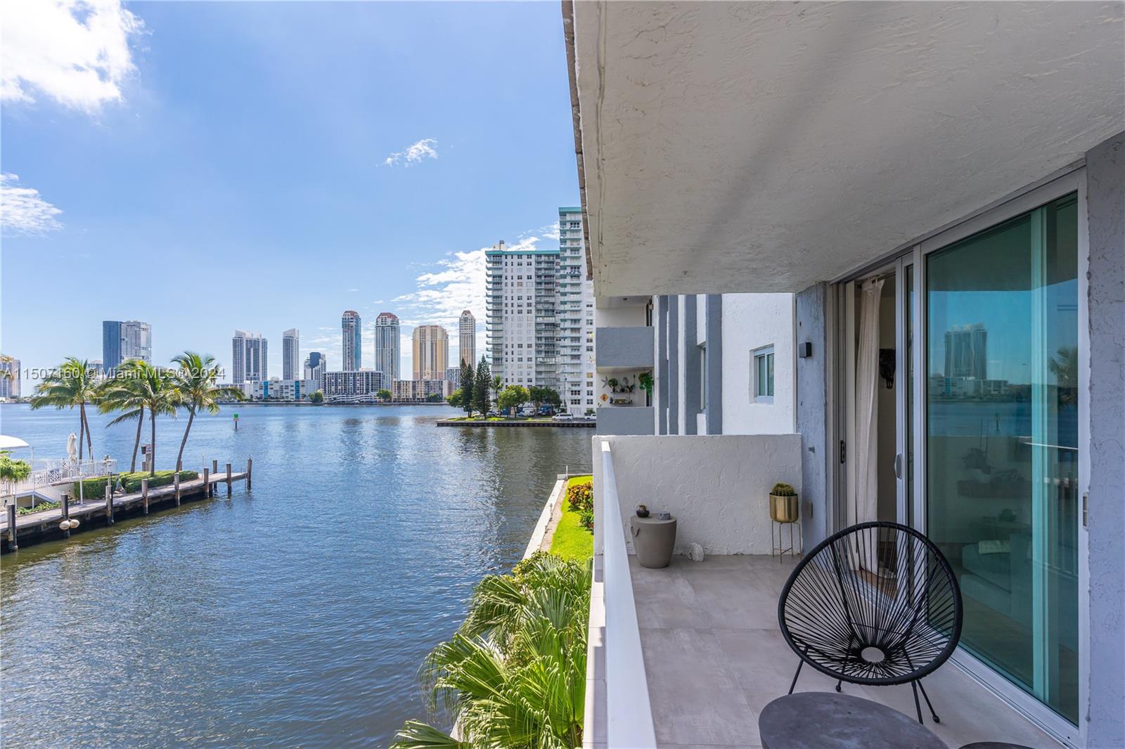 4000 NE 170th St 300, North Miami Beach, Florida 33160, 2 Bedrooms Bedrooms, ,2 BathroomsBathrooms,Residential,For Sale,4000 NE 170th St 300,A11507160