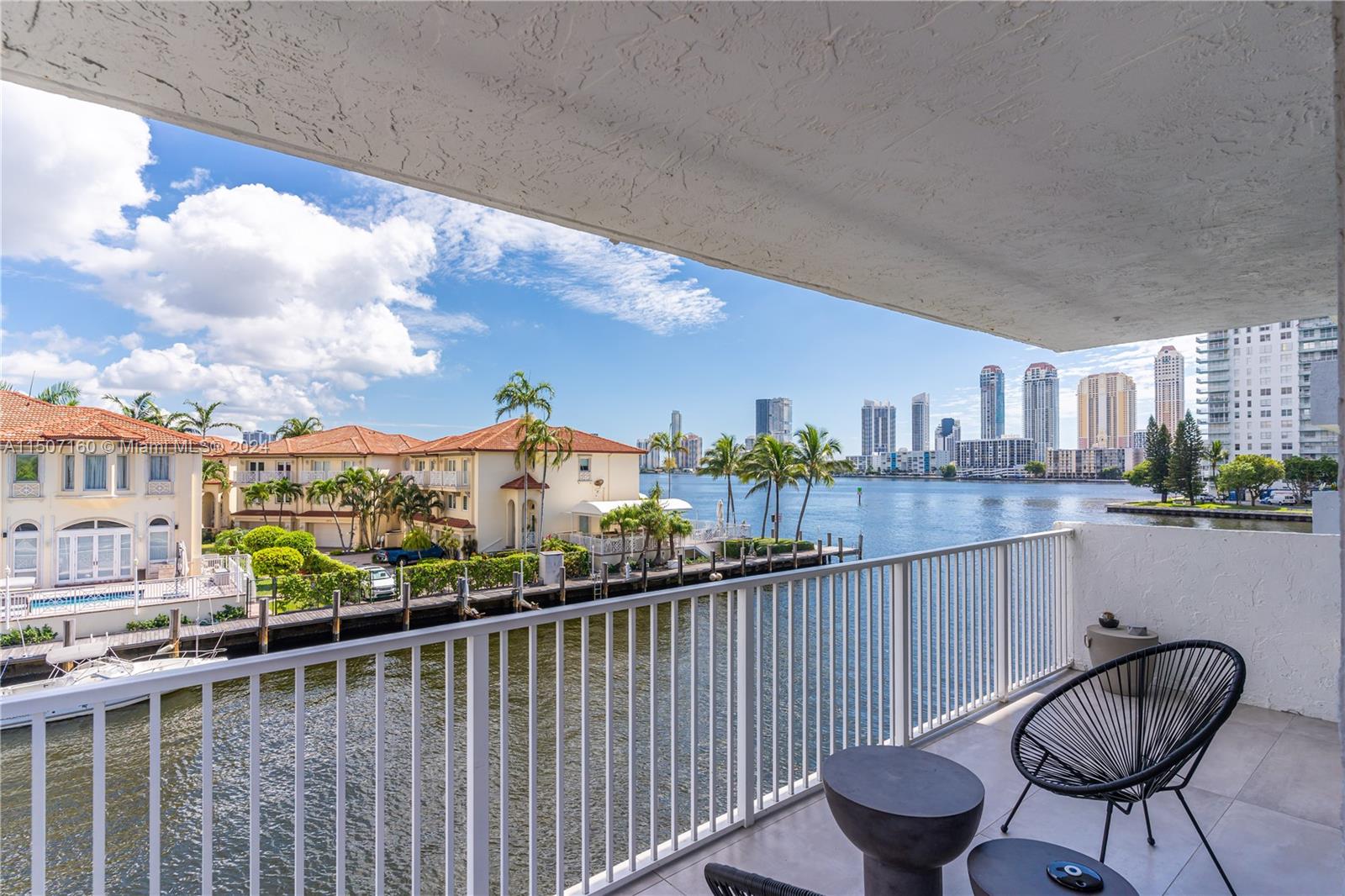 4000 NE 170th St 300, North Miami Beach, Florida 33160, 2 Bedrooms Bedrooms, ,2 BathroomsBathrooms,Residential,For Sale,4000 NE 170th St 300,A11507160