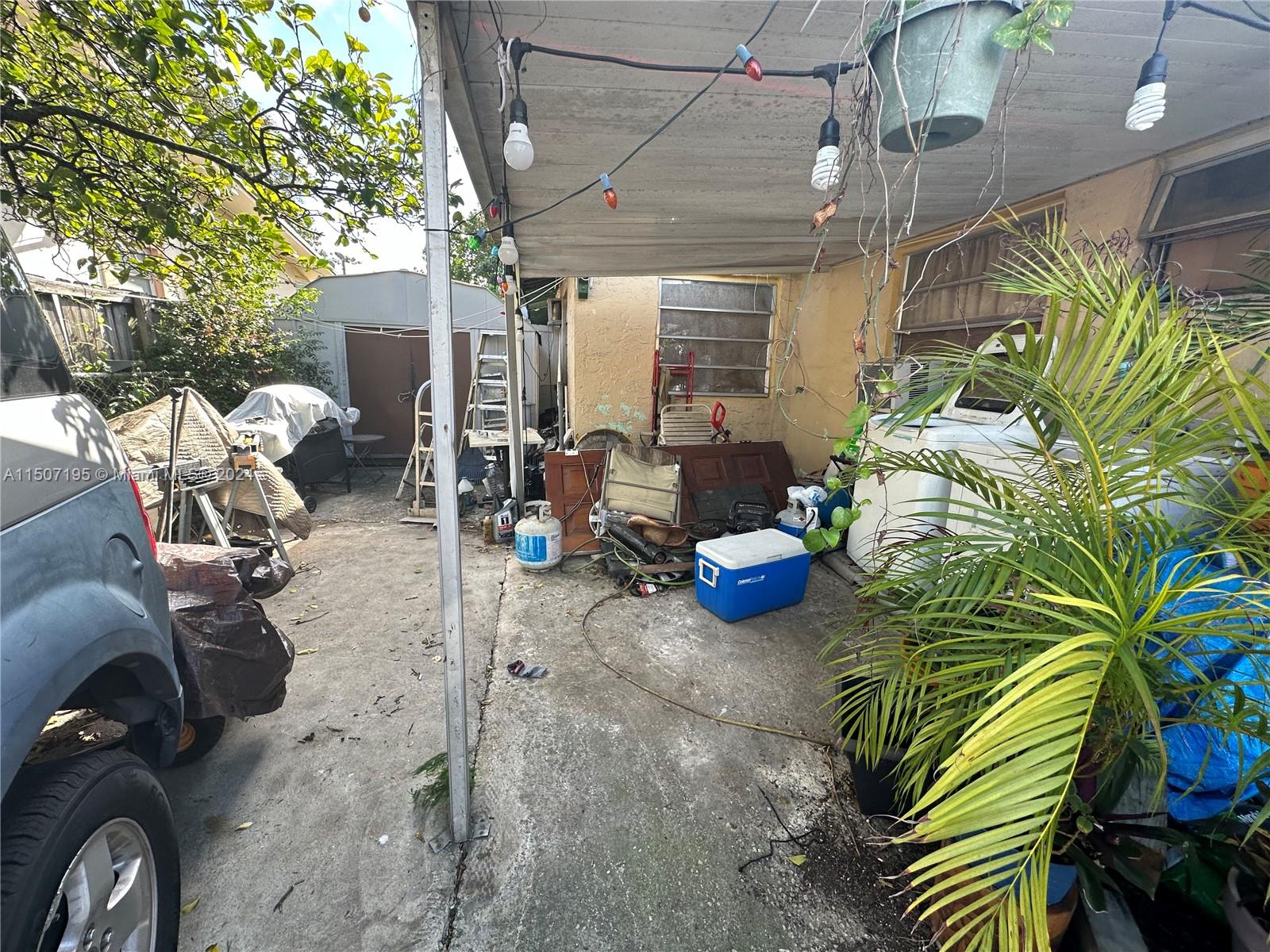 1842 NW 18th Ter, Miami, Florida 33125, ,Residentialincome,For Sale,1842 NW 18th Ter,A11507195